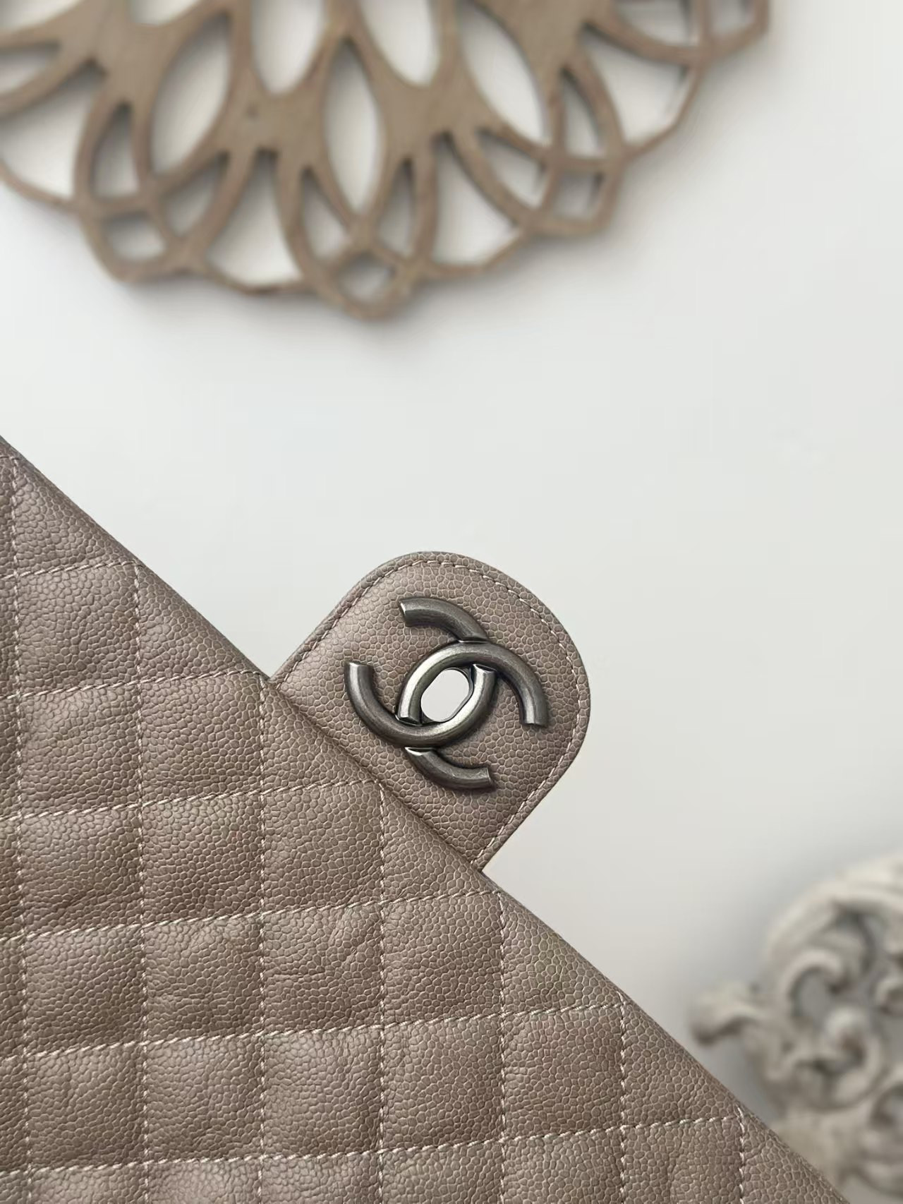 Chane Flap Cloud Bag 30x40cm