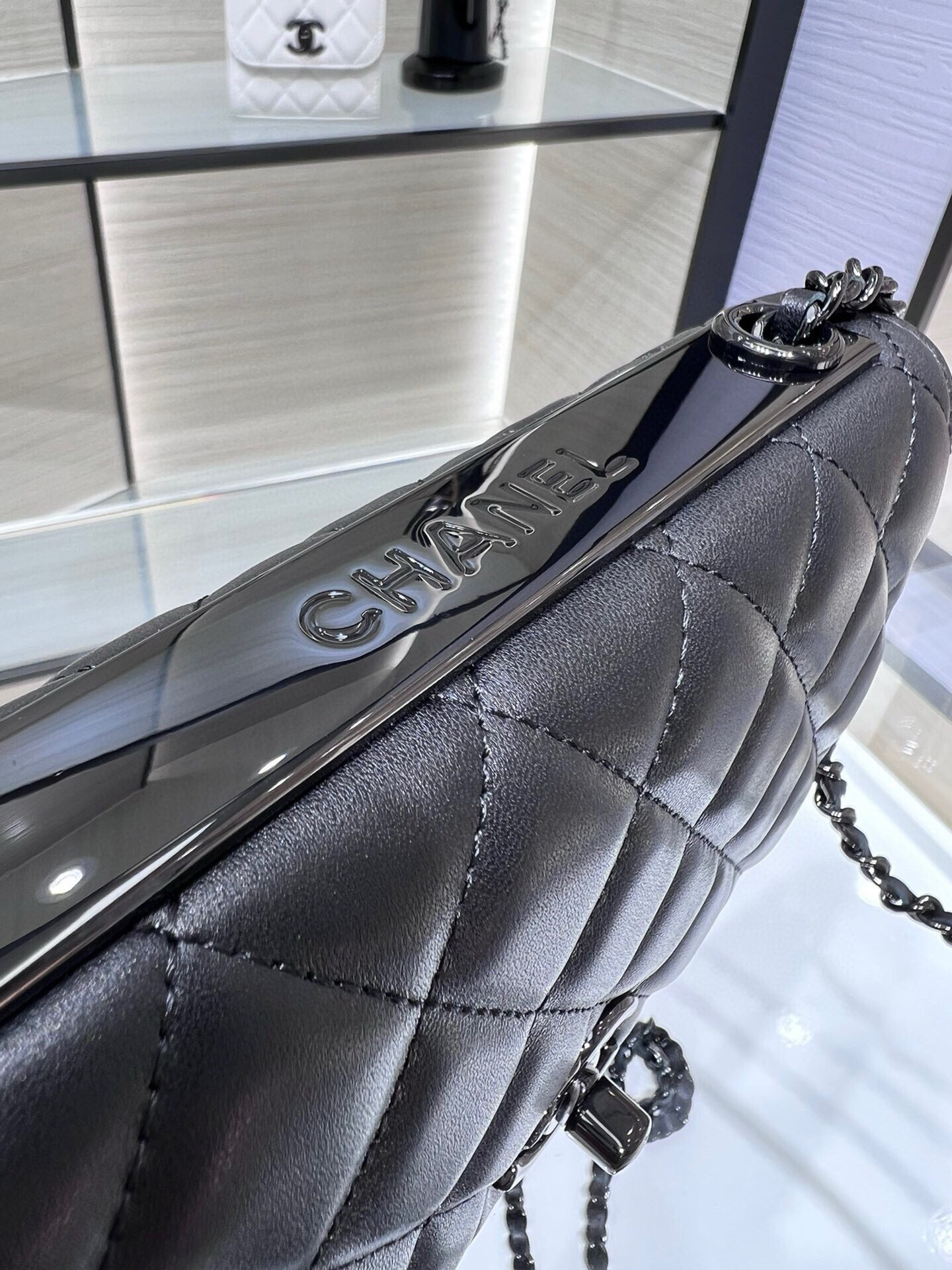 Ch**el woc trendy cc wallet on chain 19x12x3.5cm
