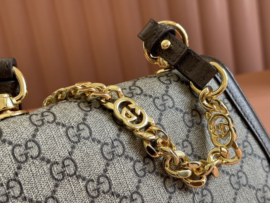 Gvc*1 Blondie Shoulder Bag 21x13x7cm