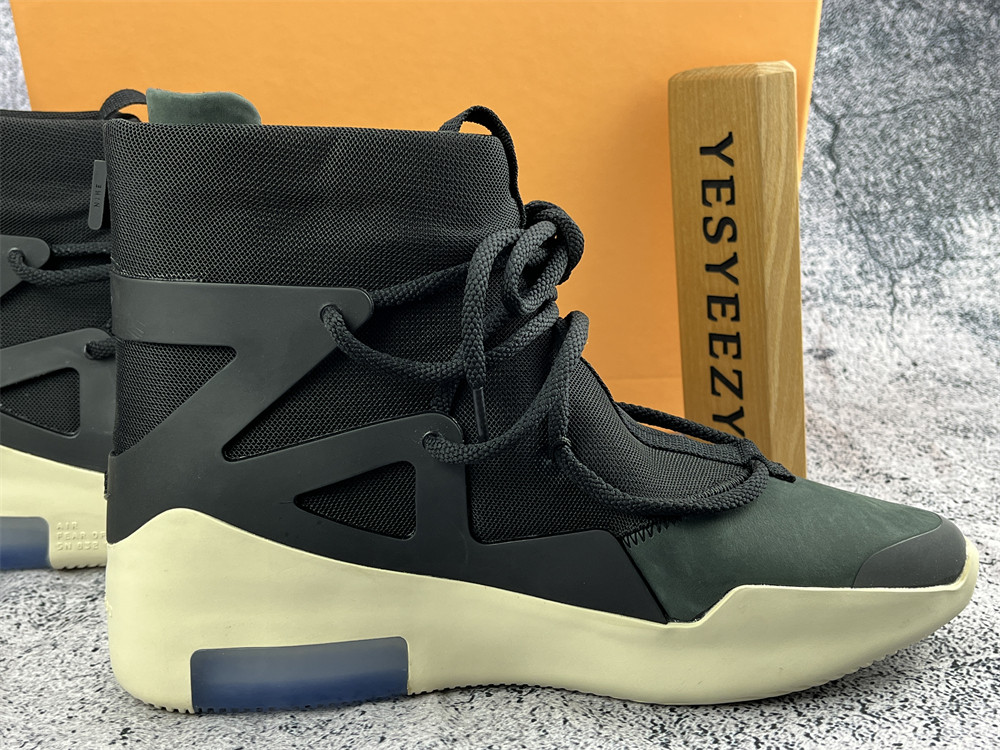 UA NIKE AIR FEAR OF GOD 1 