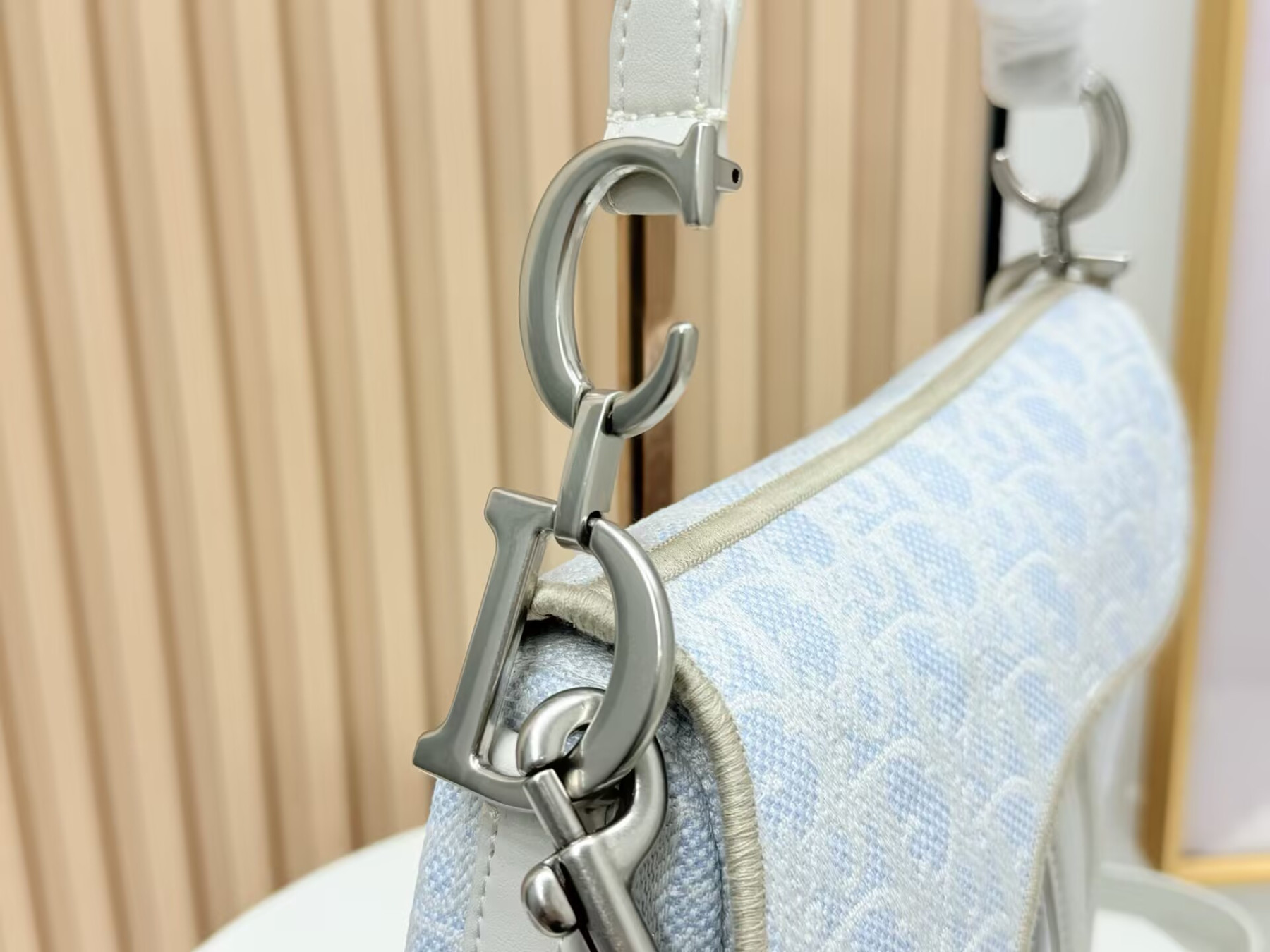 D10r saddle bag 24x6x18cm