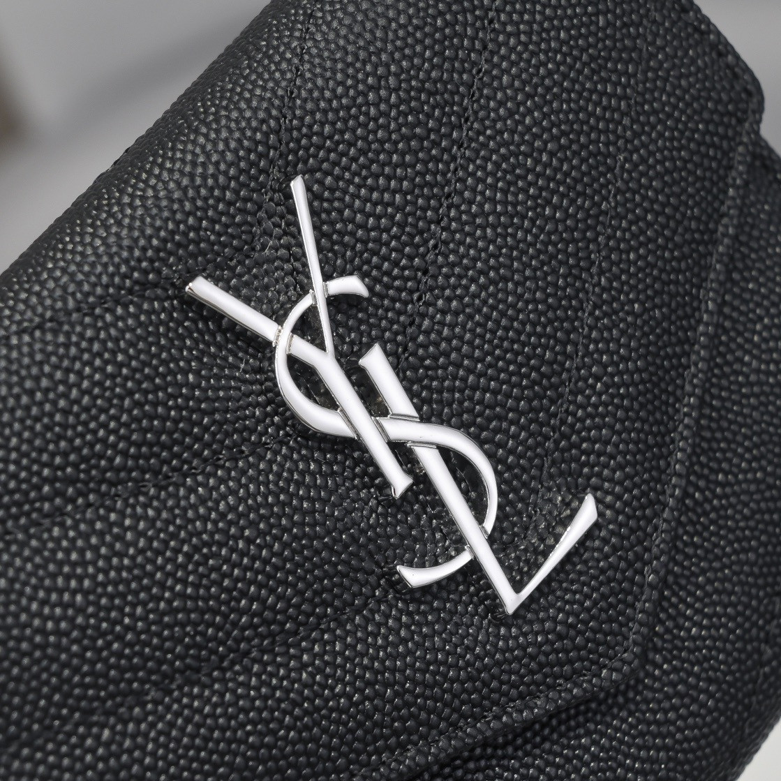 Y51 cassandre matelassé compact tri fold wallet in grain de poudre leather 12.5 x 10 x 2.5 cm