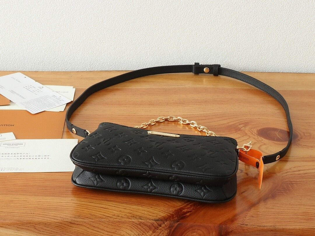 LV Pochette Liv M83301 24.5x13.5x6.5cm