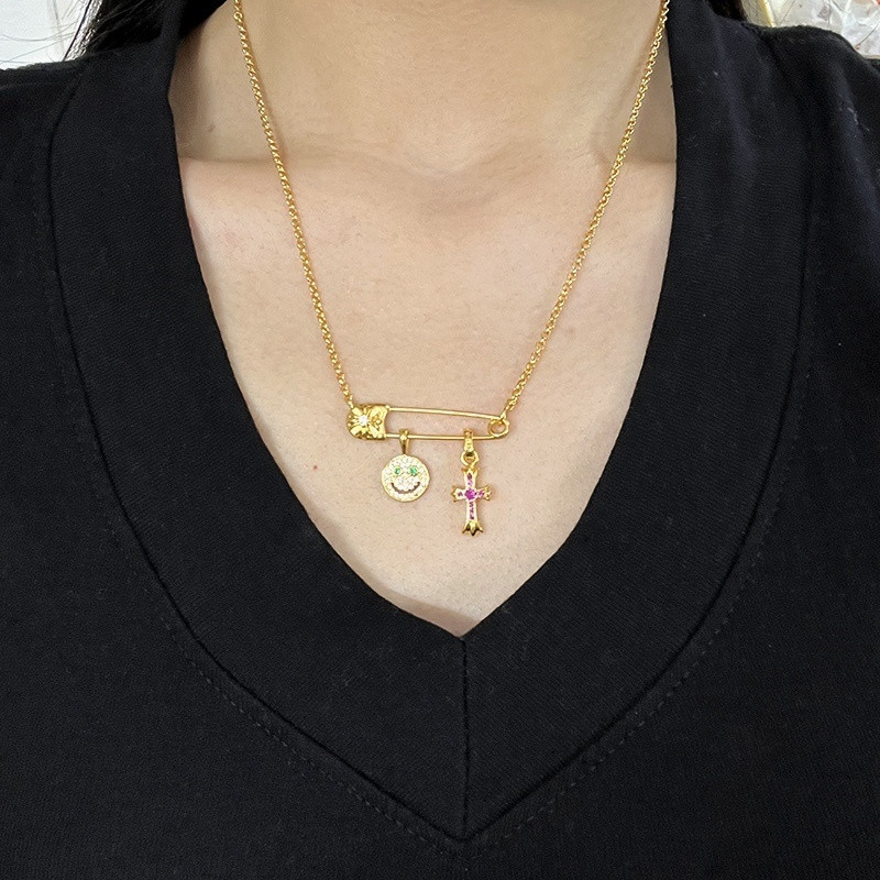 ch*0me he**ts smiley Fa*e small cross necklace (chain length 45+5cm)