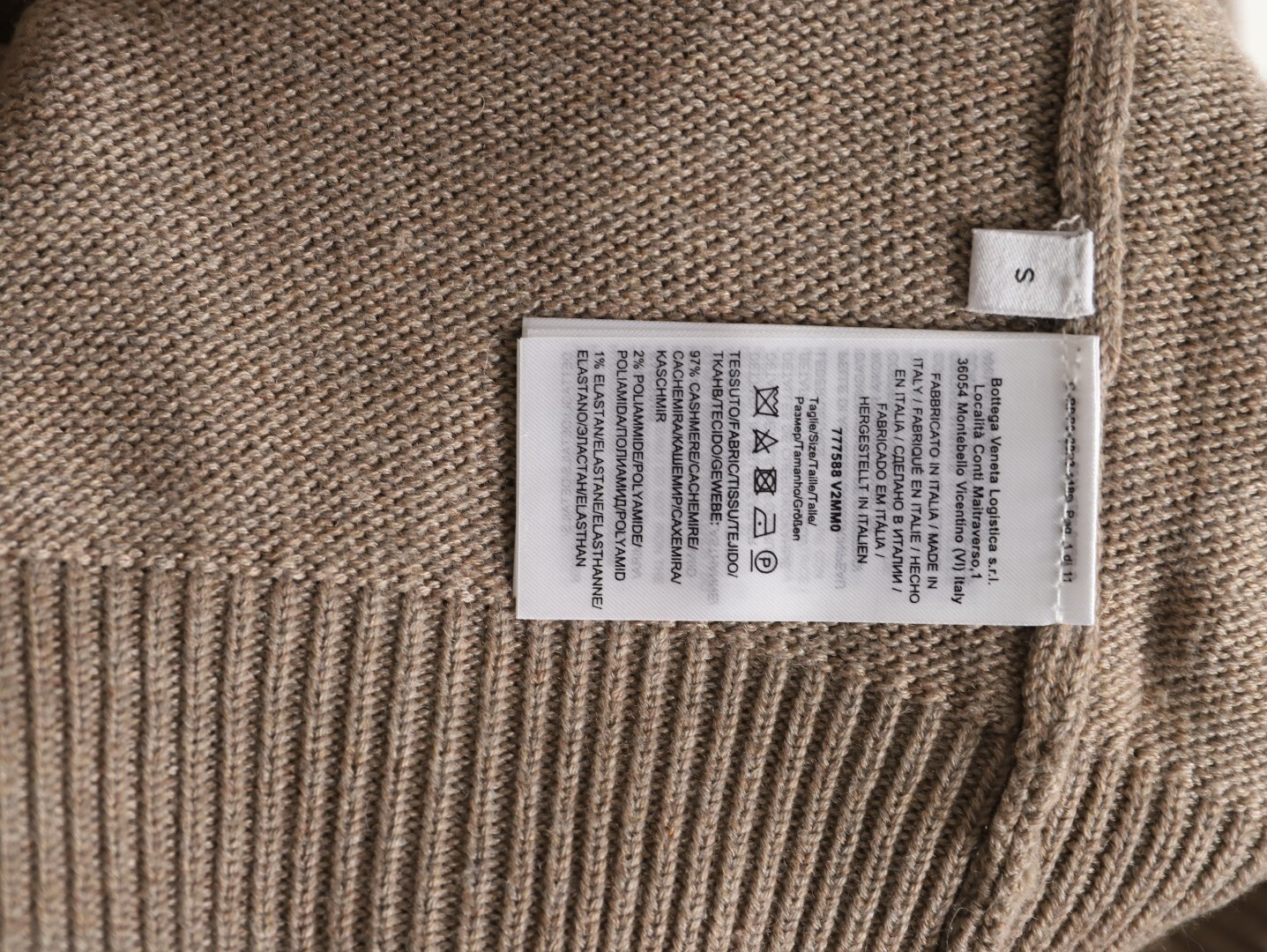 b0tt*ga Ven*ta cardigan sweaters