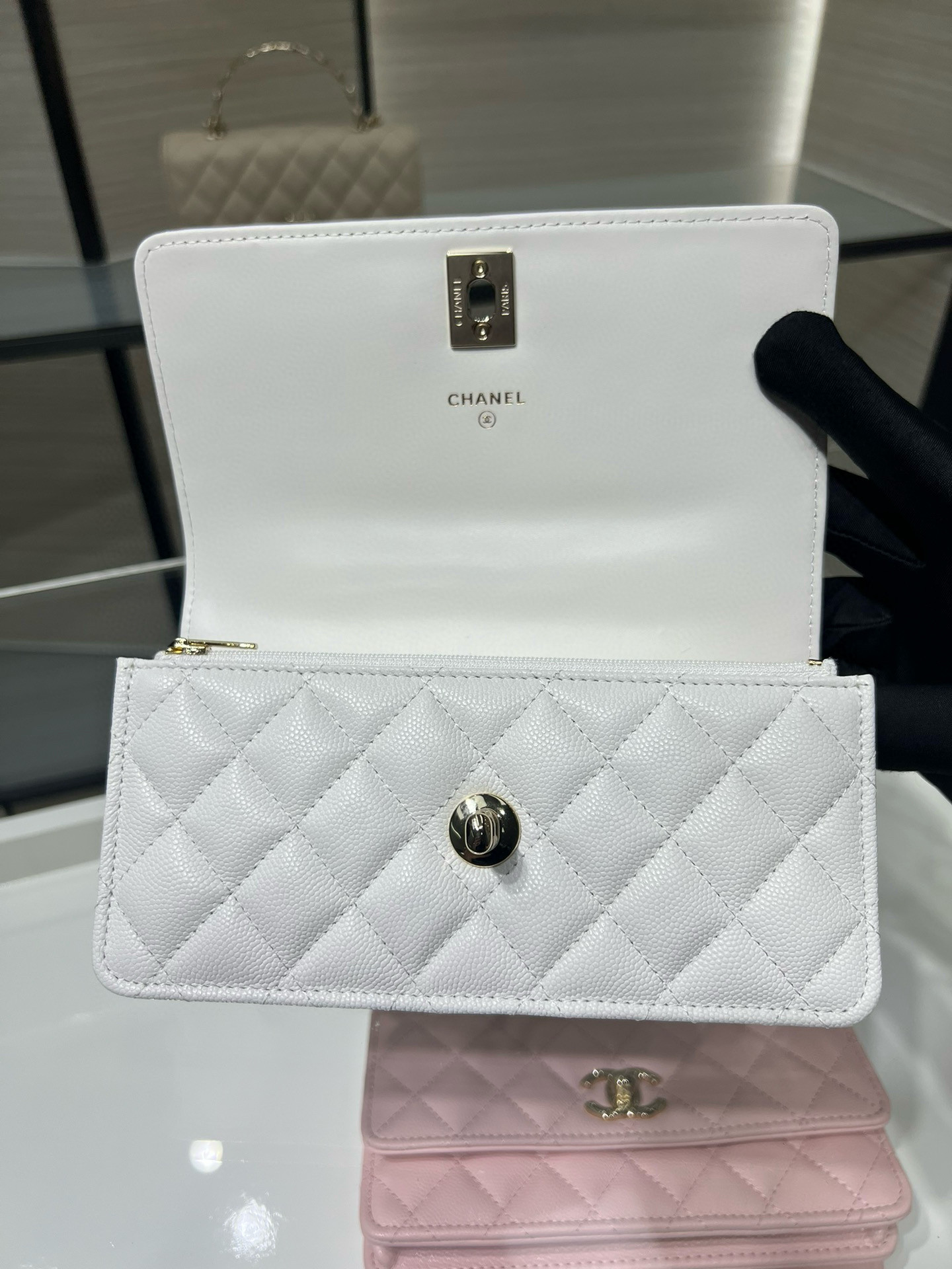 Ch**el Clutch With Chain AP4621 18.5x6x11cm