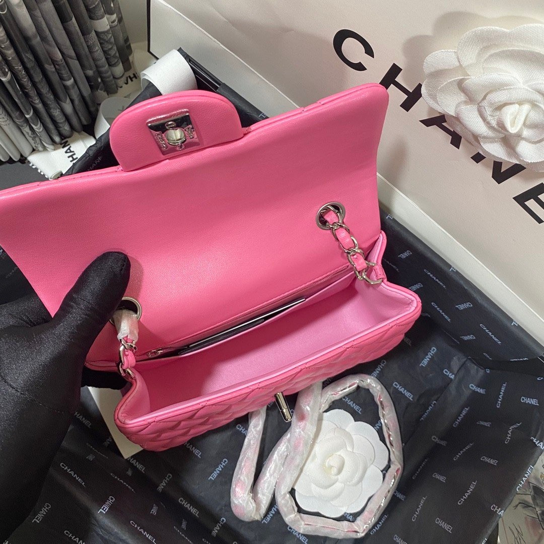 Ch**el Mini Flap Bag 20x12x6cm