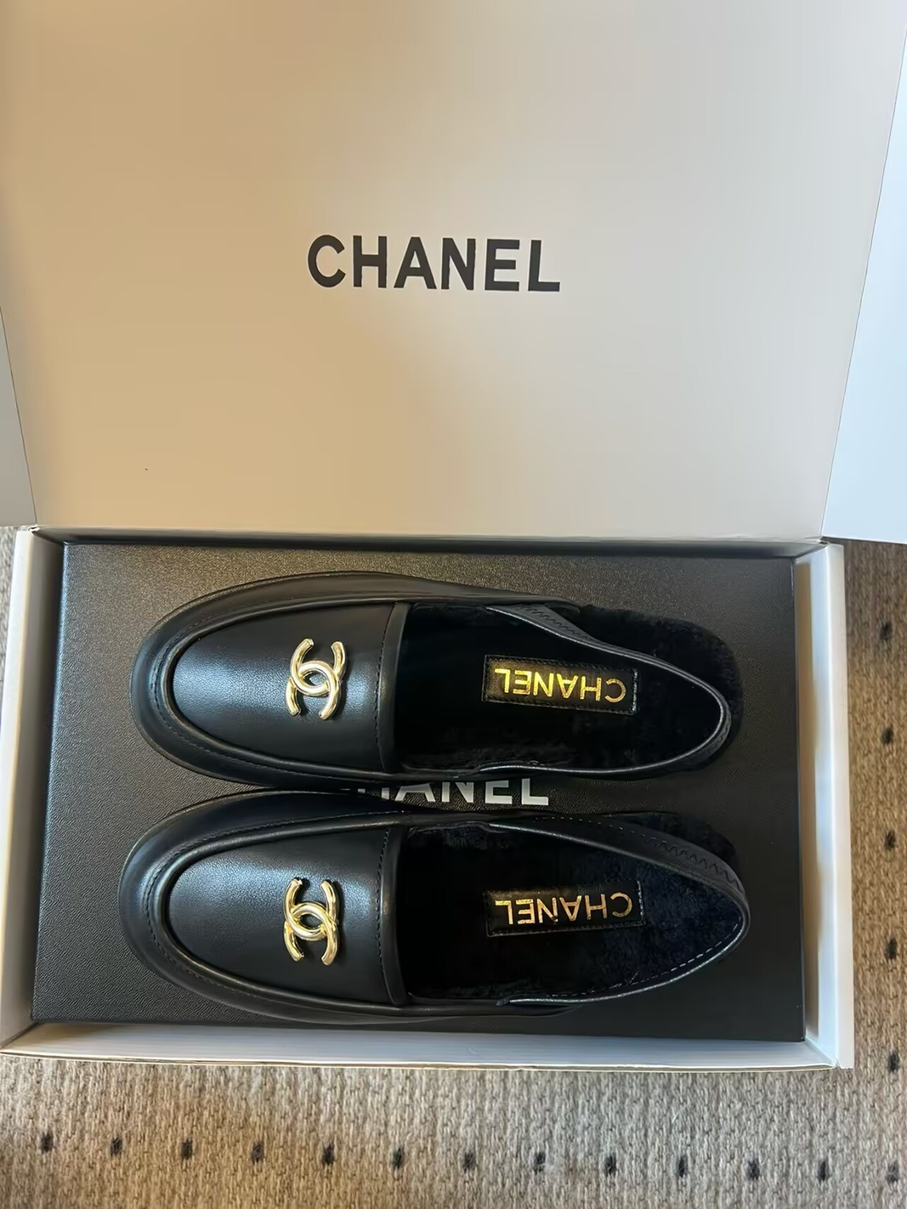 UA Ch**el Shoes