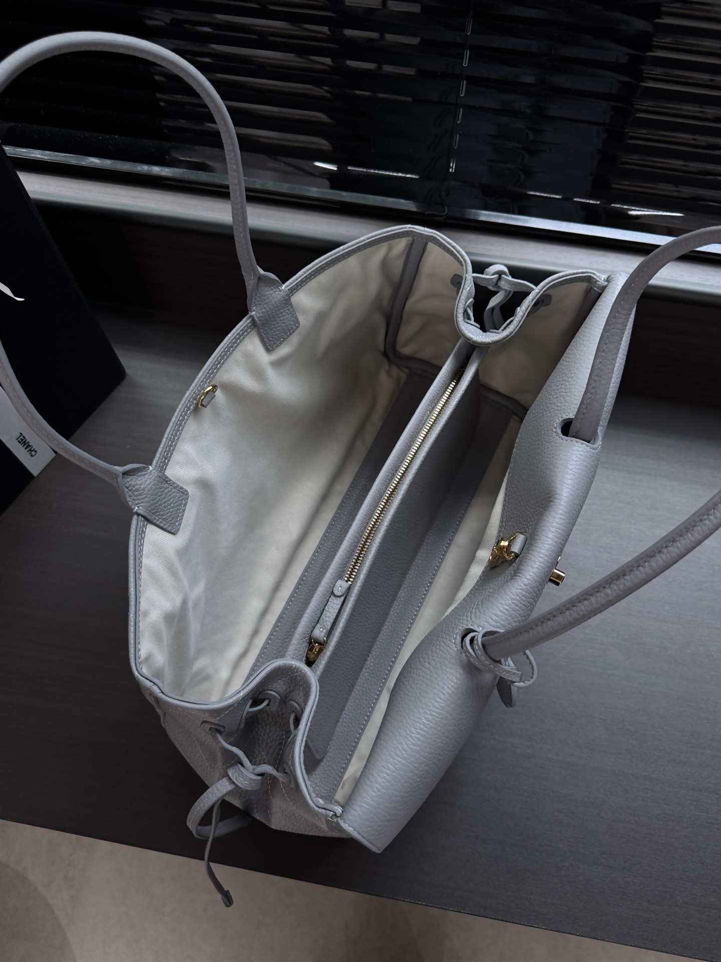 Ch**el Tote AS6428 38x22x16cm