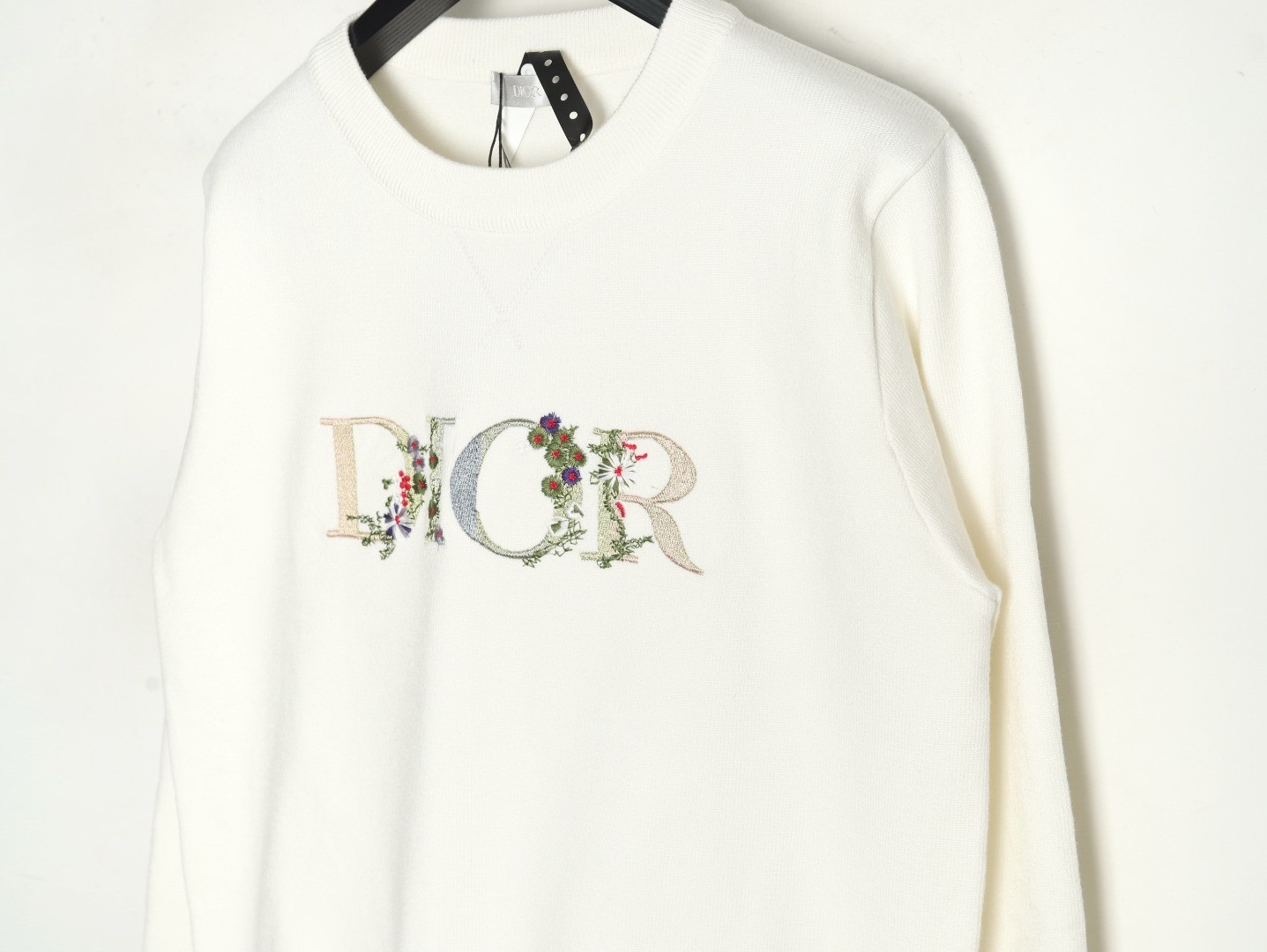 D10r Knitting Sweaters