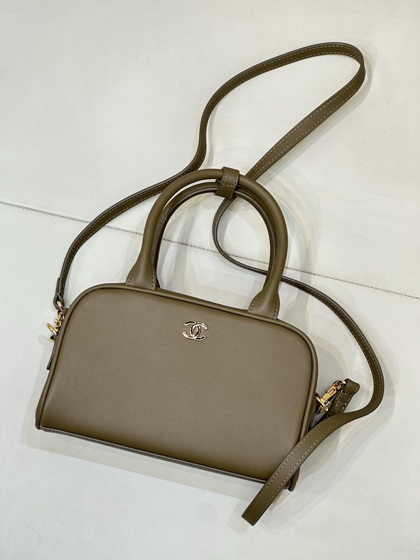 Ch**el Bowling Clutch with Leather Strap AP5528 13x21x9cm