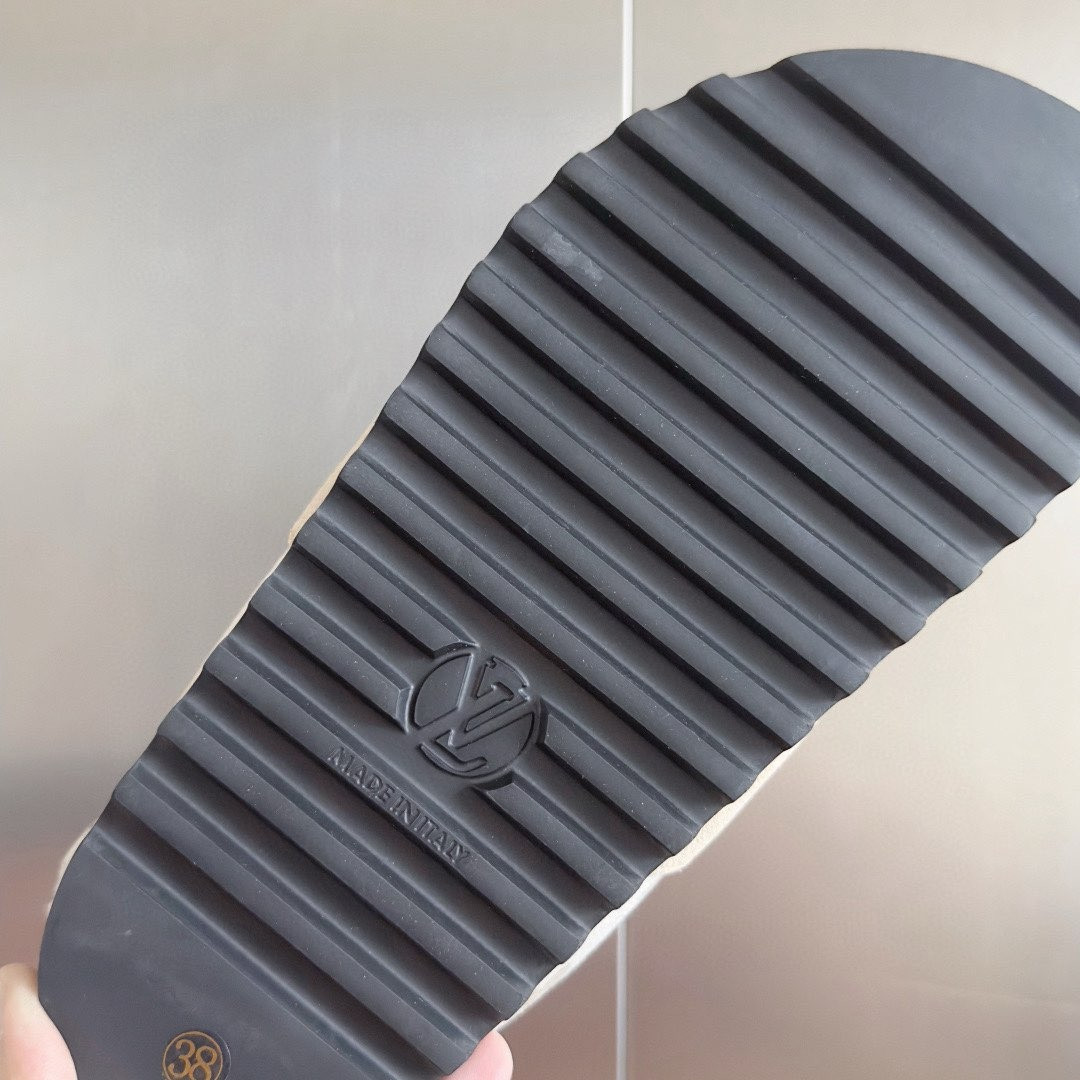 UA LV Cosy Flat Comfort Closed Mule