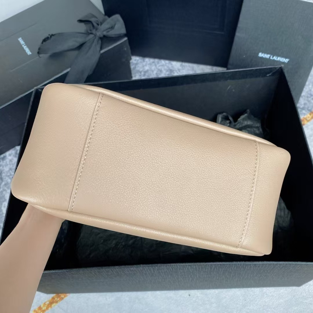 Y51 LE 5 À 7 S*pple small in grained leather Dusty Grey 23x22x8cm