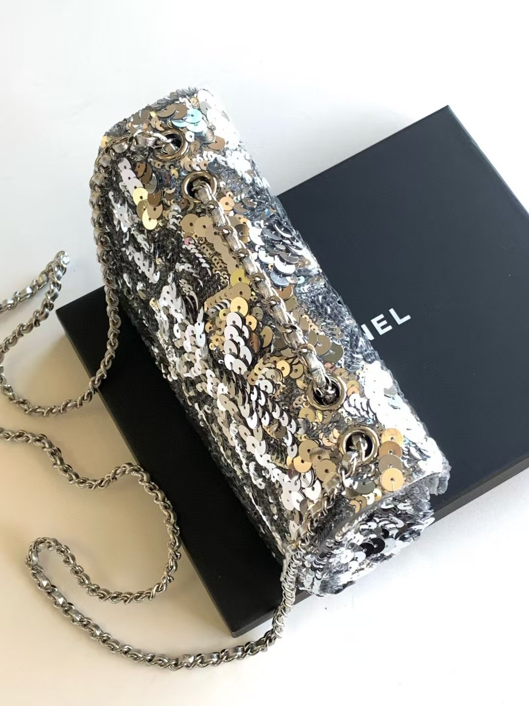 Ch**el CRUISE 25C FLAP BAG 14x21x8cm