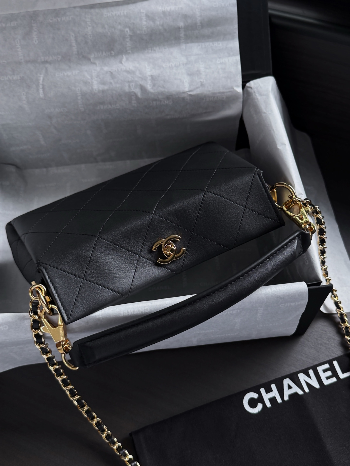 Ch**el hobo bag as6255 16x23x8cm