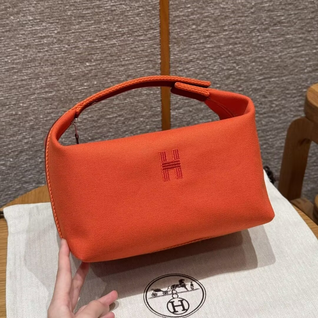 H**me5 Canvas Bride-A-Brac Case Toiletry Pouch