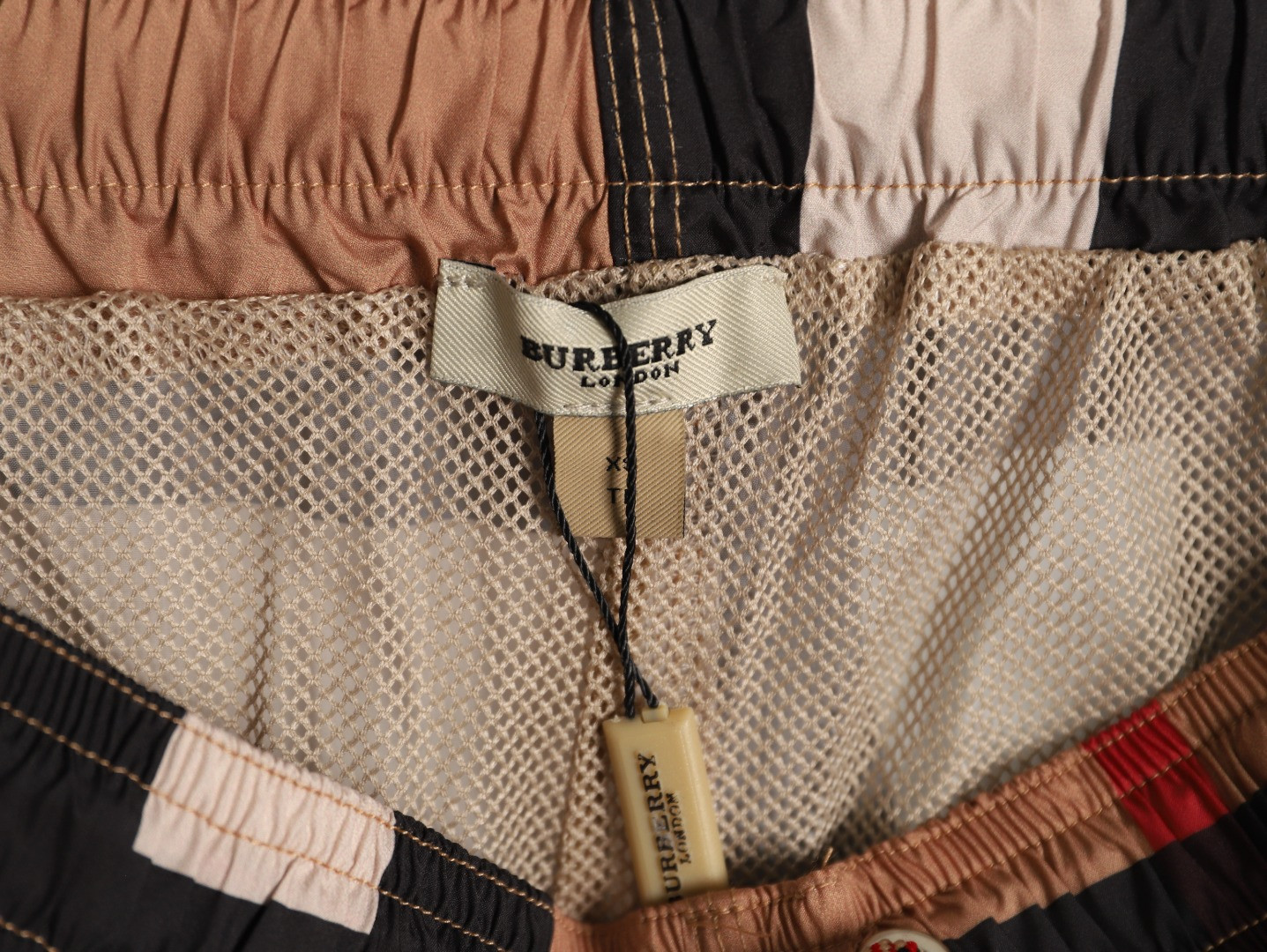 Bv*b*rry shorts