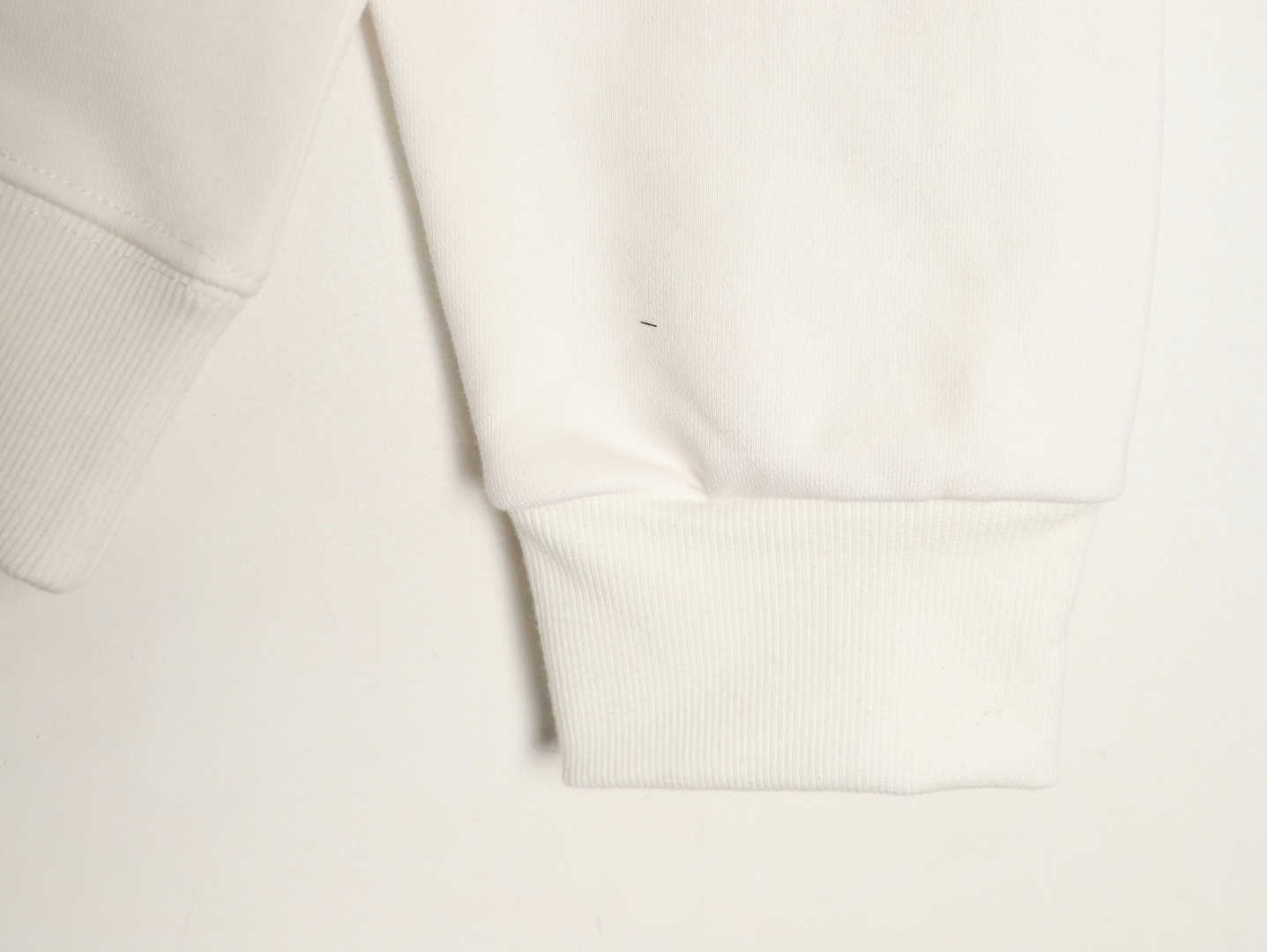 L0vis Vvtt0n LV 25FW Hoodies