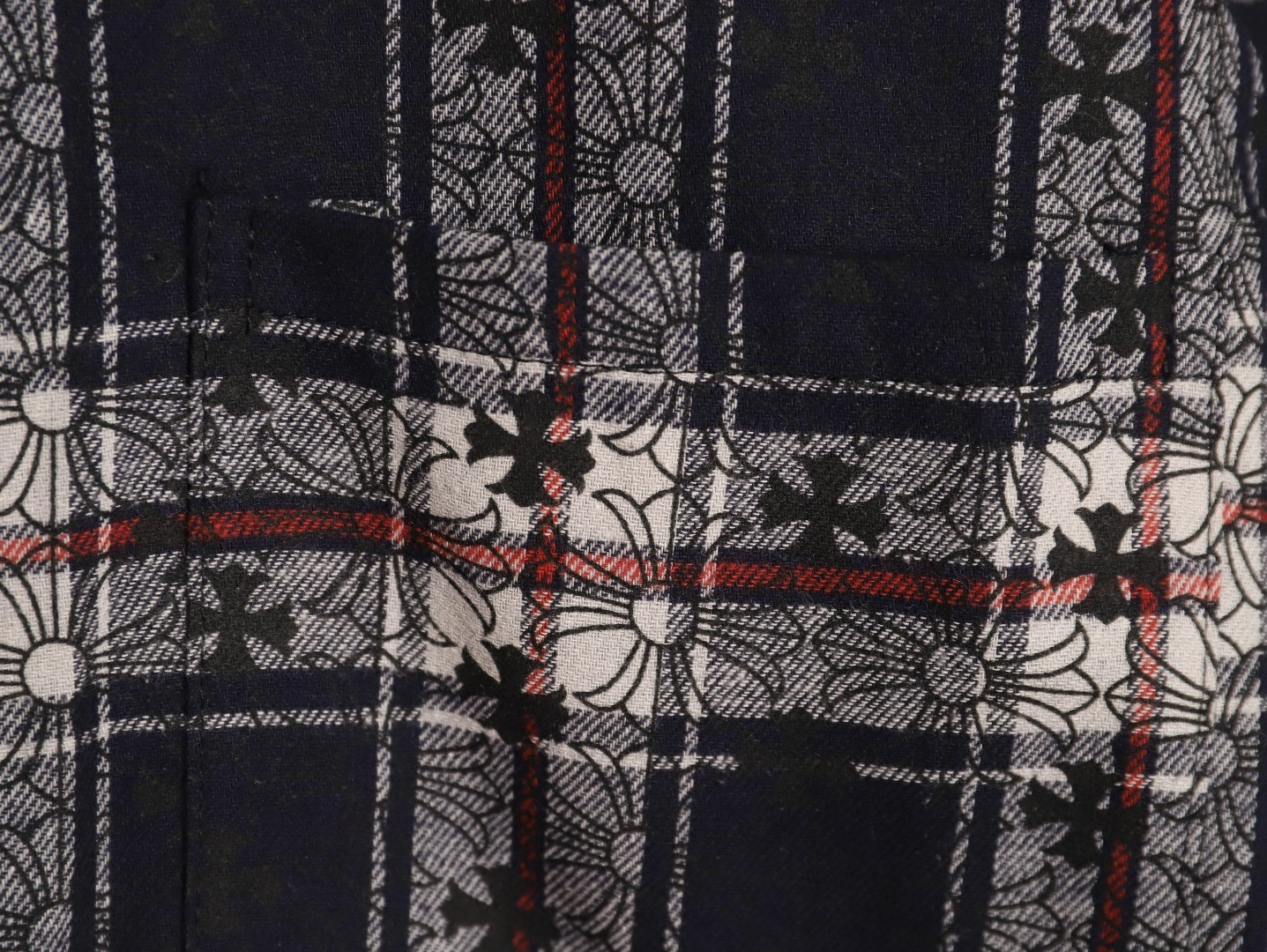 Ch*0me He**ts Long-sleeved Shirts