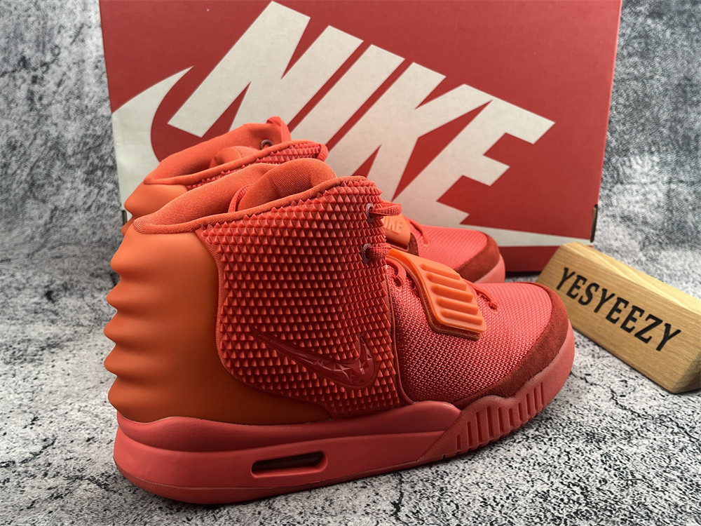 UA NIKE AIR YEEZY 2 SP "RED OCTOBER"