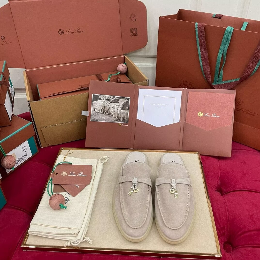 UA L0r0 P1ana Babouche Charms Walk Loafers