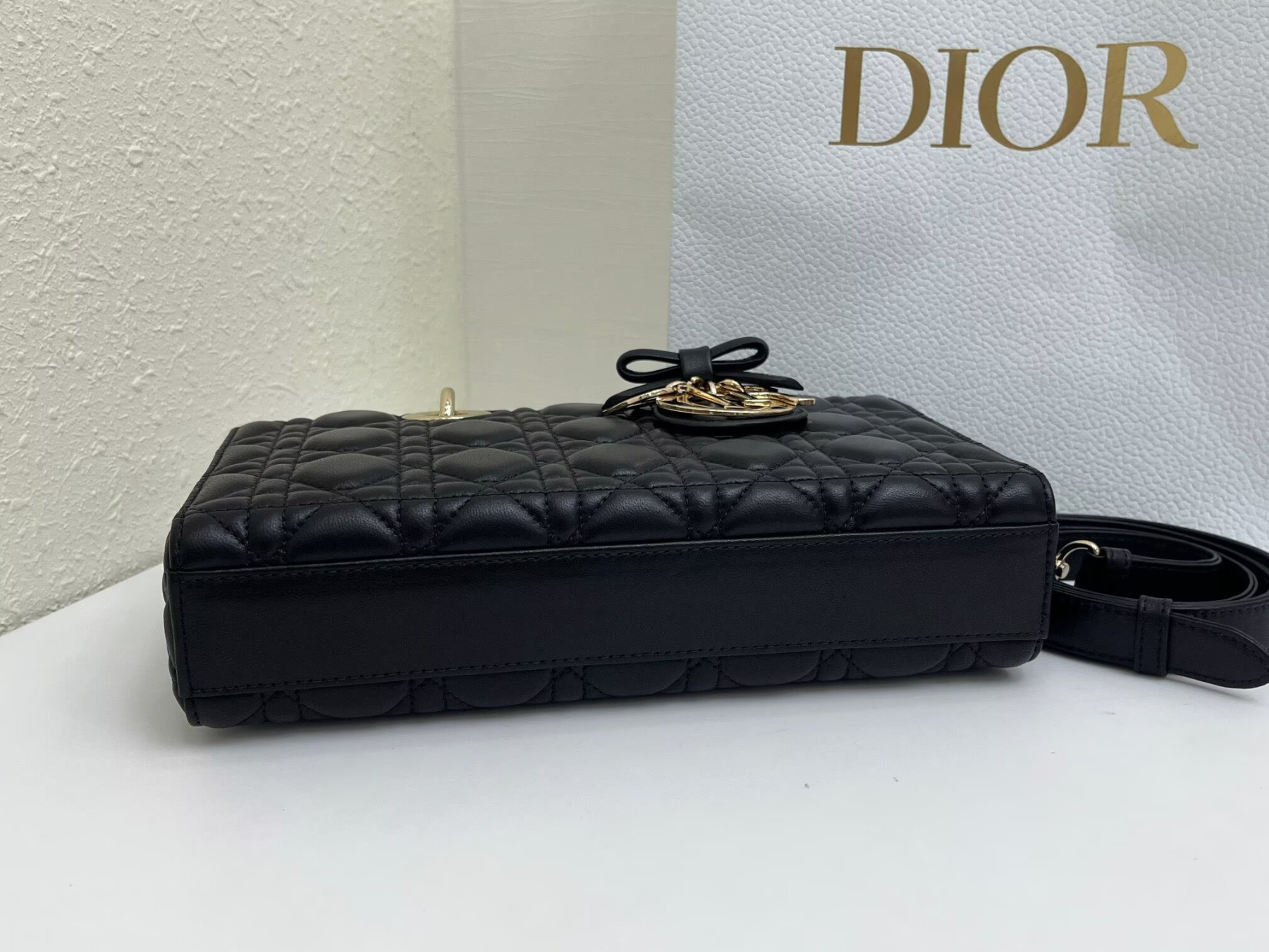 D10r medium lady d-joy bag 26 x13.5 x 5 cm