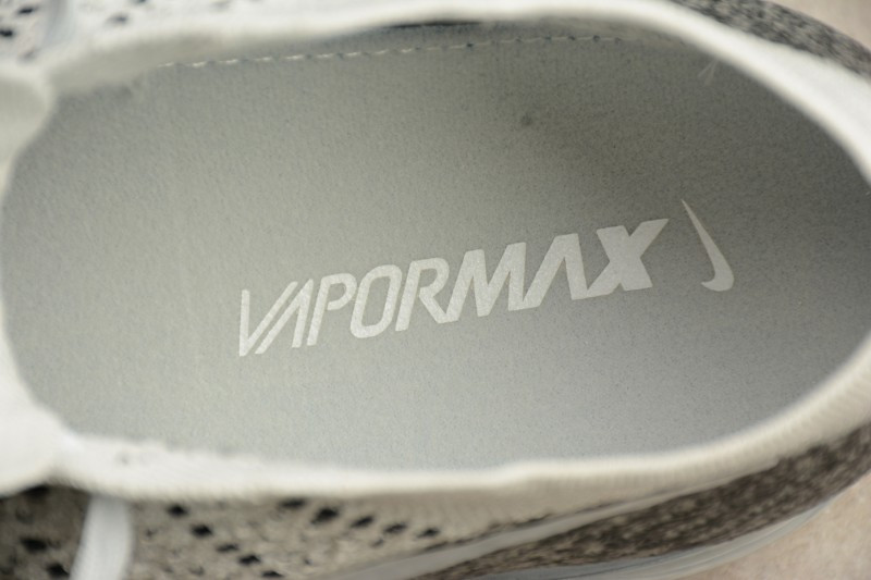 UA Nike Nikelab Air Vapormax Flyknit "Oreo"