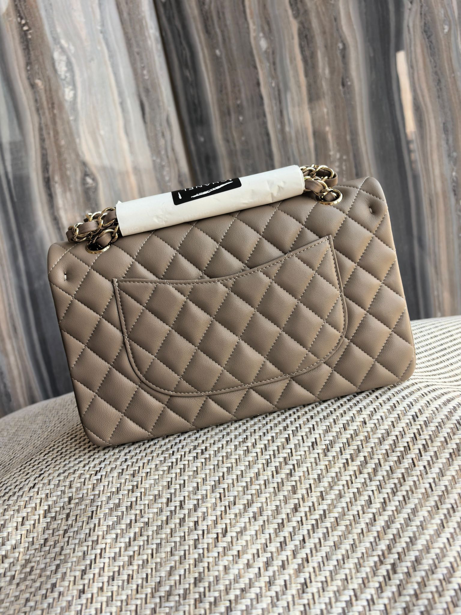 Ch**el classic flap bag light gold hardware 15.5x25.5x6.5cm