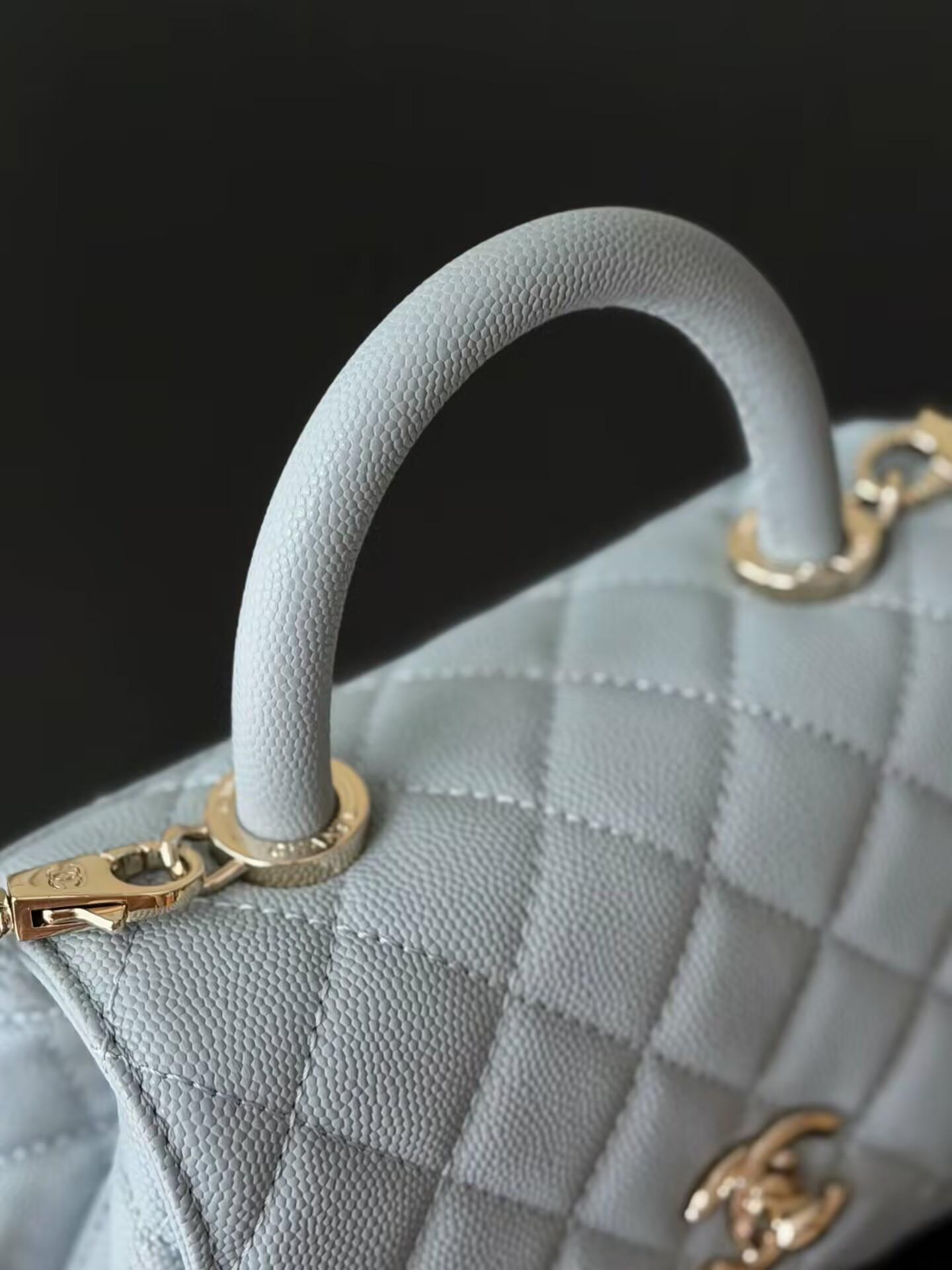 CHANEL mini coco handle 13x19x9cm
