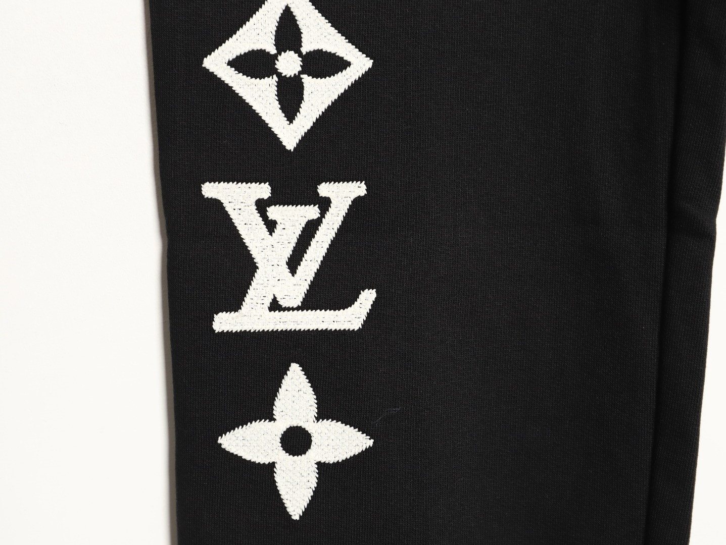 L0vis Vvtt0n 25Fw Pants Suit