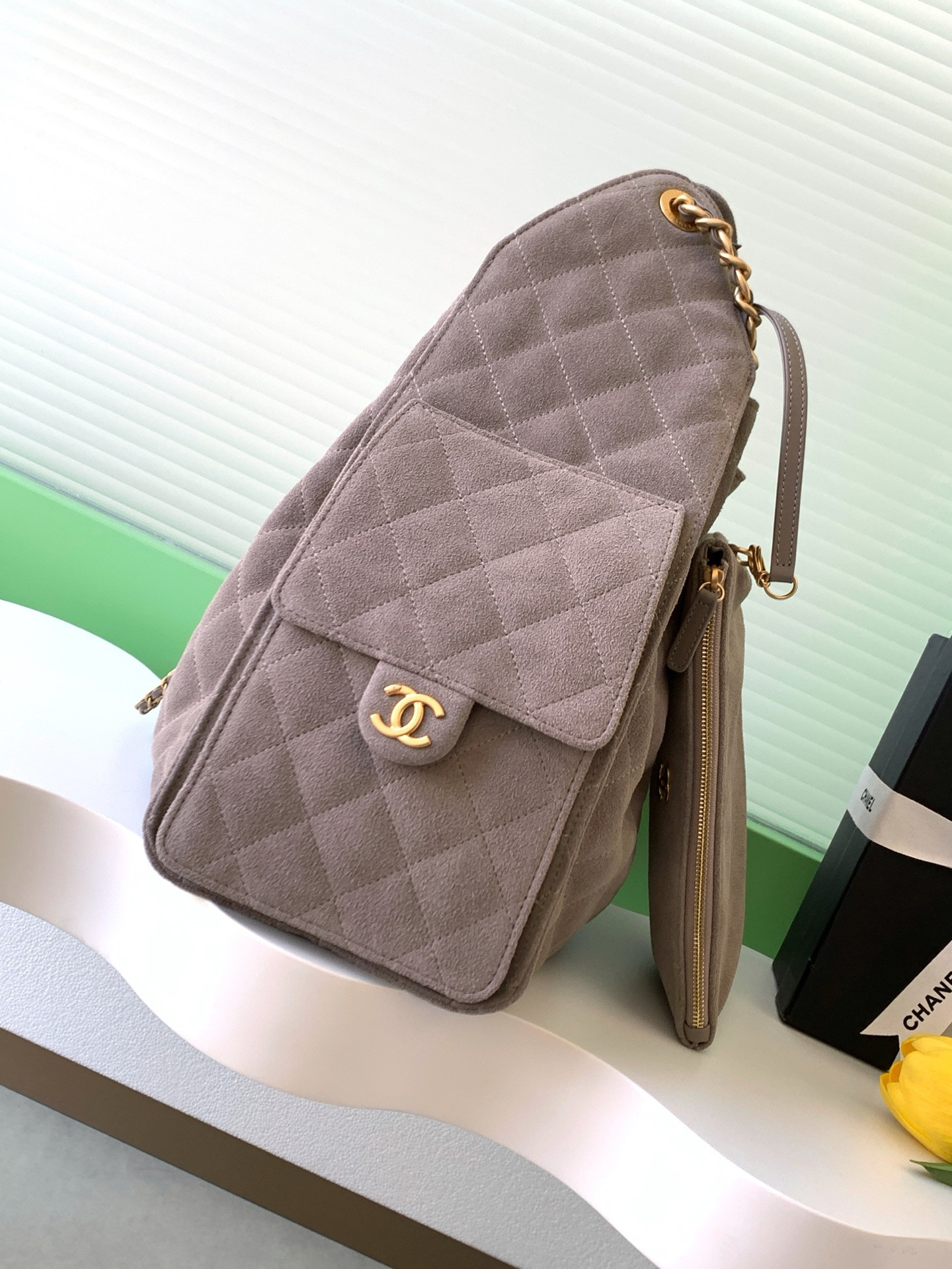 Ch**el 25c bucket bag 40x30x15cm