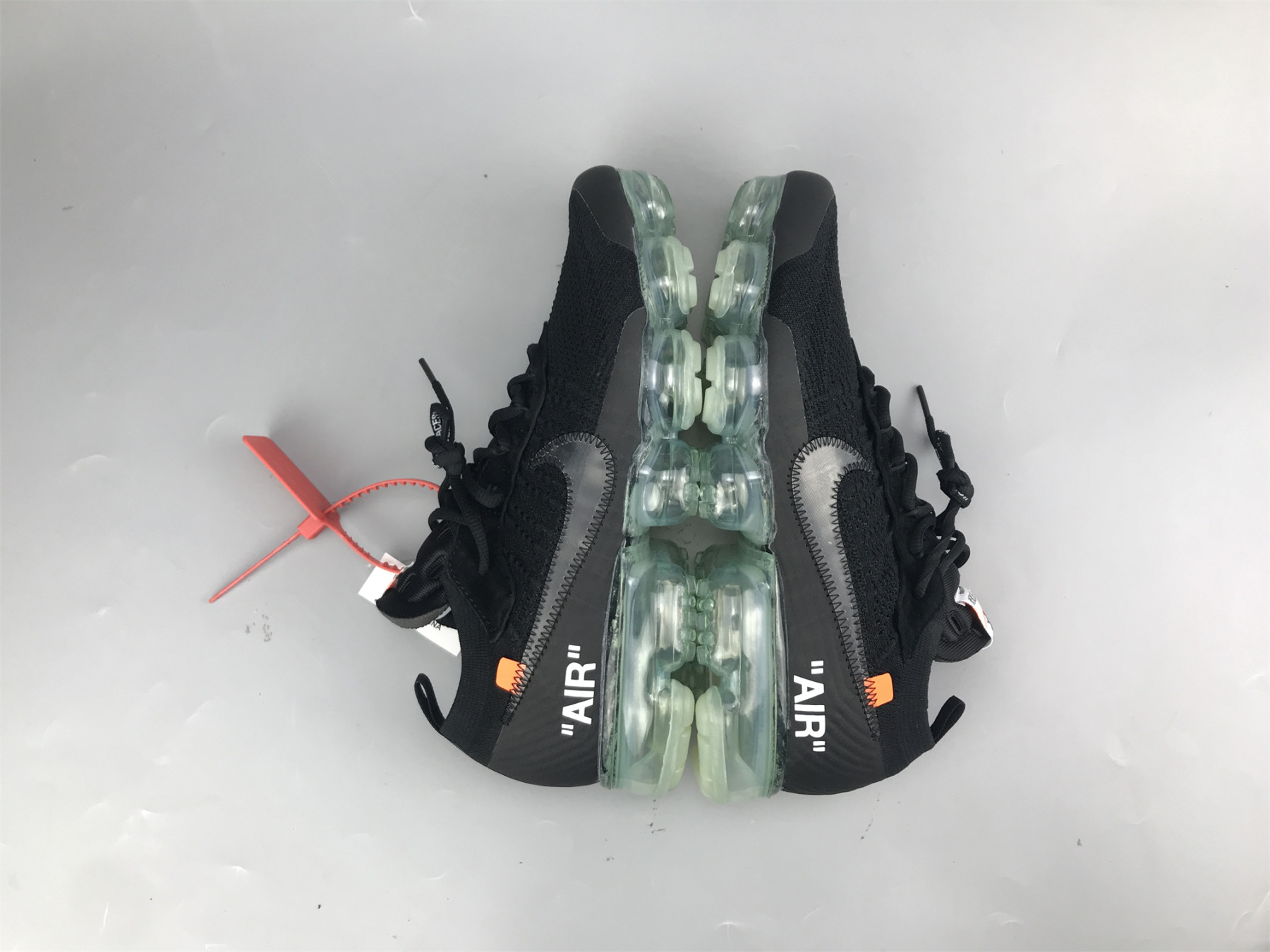 UA NIKE OFF-WHITE X AIR VAPORMAX 