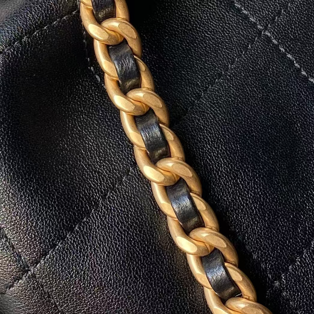 Chanel Hobo Bag AS5978 29x35x13cm