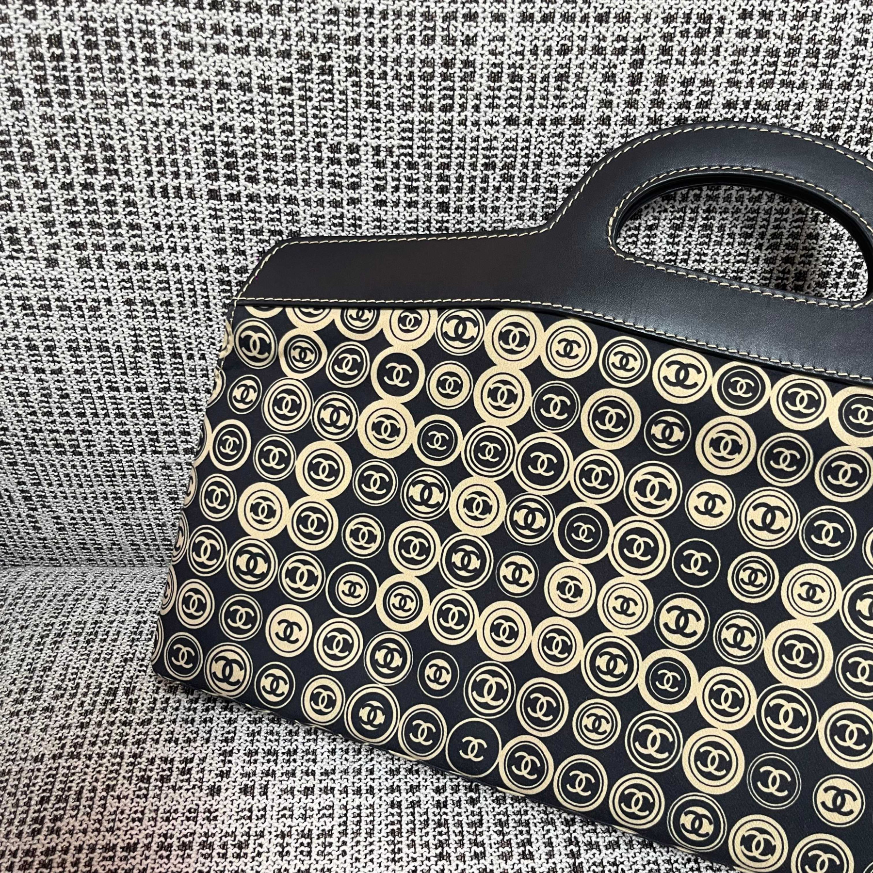 Chanel Vintage Hard-handled Tote Bag 46x34x8cm