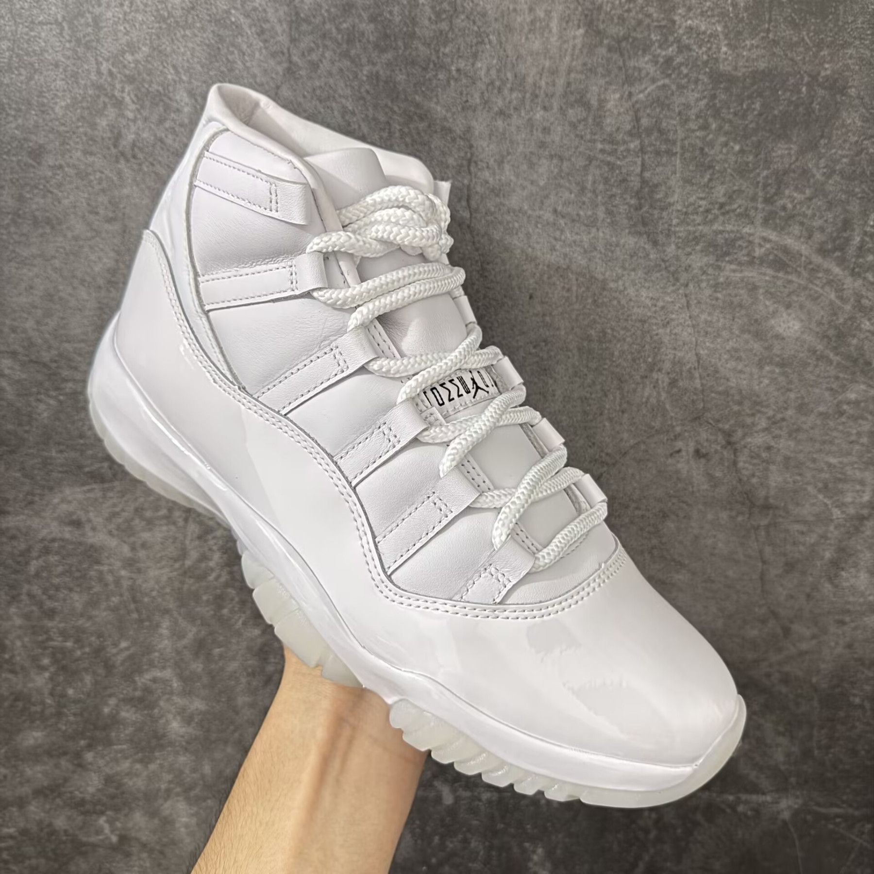 UA AIR JORDAN 11