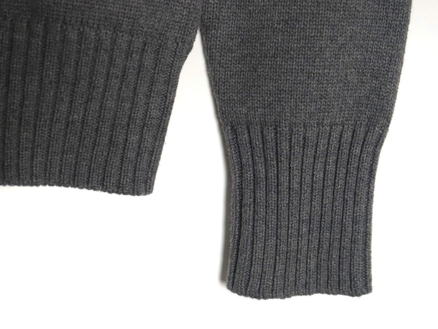 AMI PARIS 21FW Sweaters