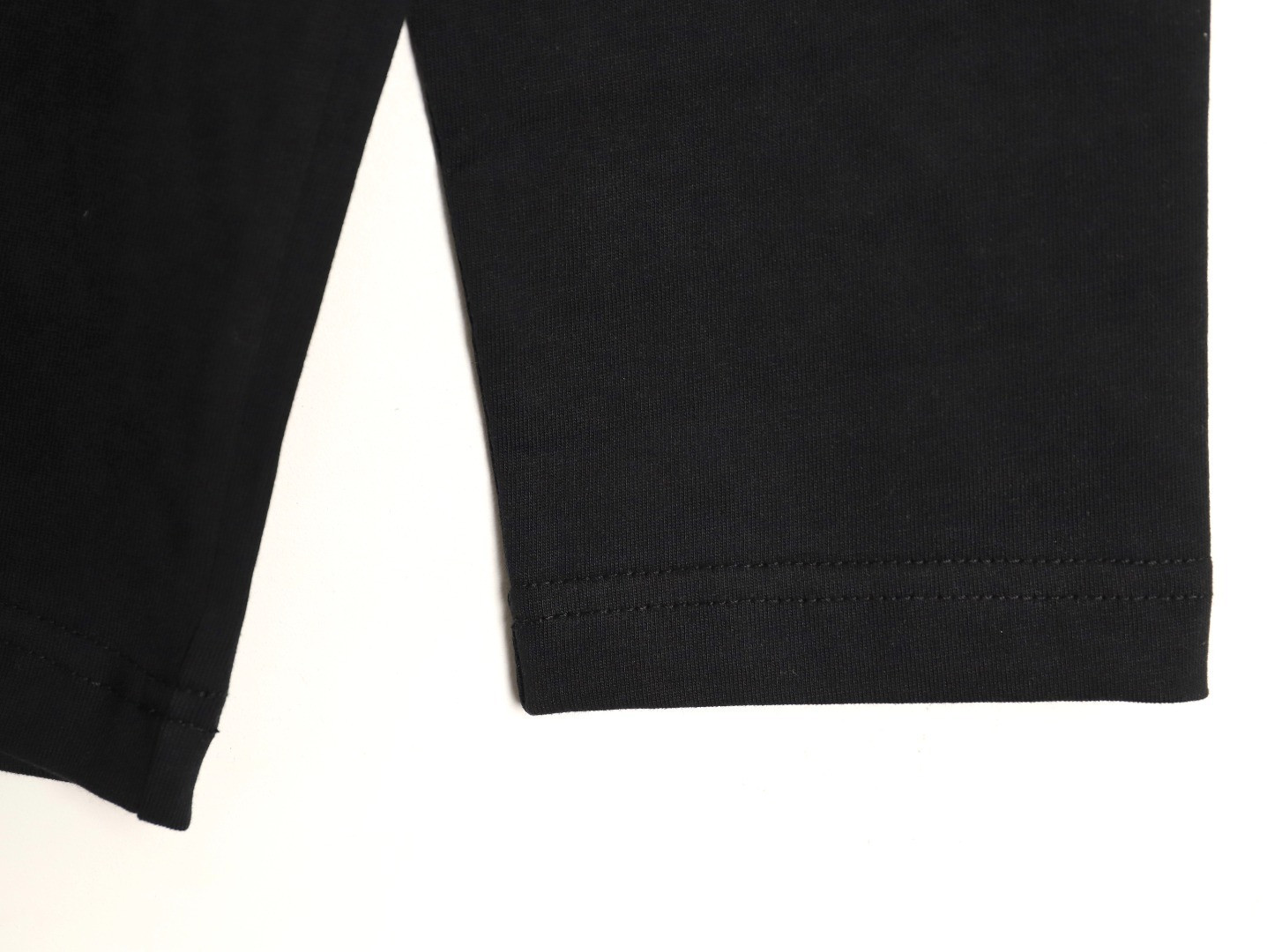 L0vis Vvtt0n Long-sleeved T-shirt