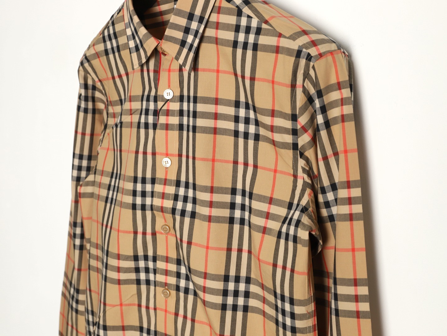 Bv*b*rry long-sleeved shirts