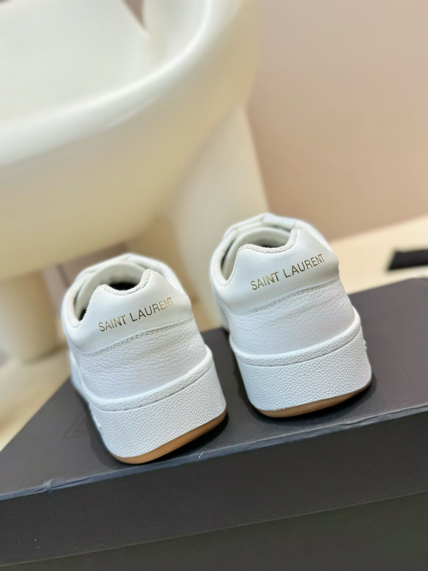 UA Y51 Sneakers