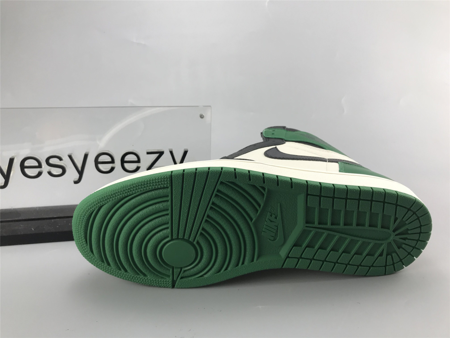 UA AIR JORDAN 1 RETRO HIGH OG "PINE GREEN"