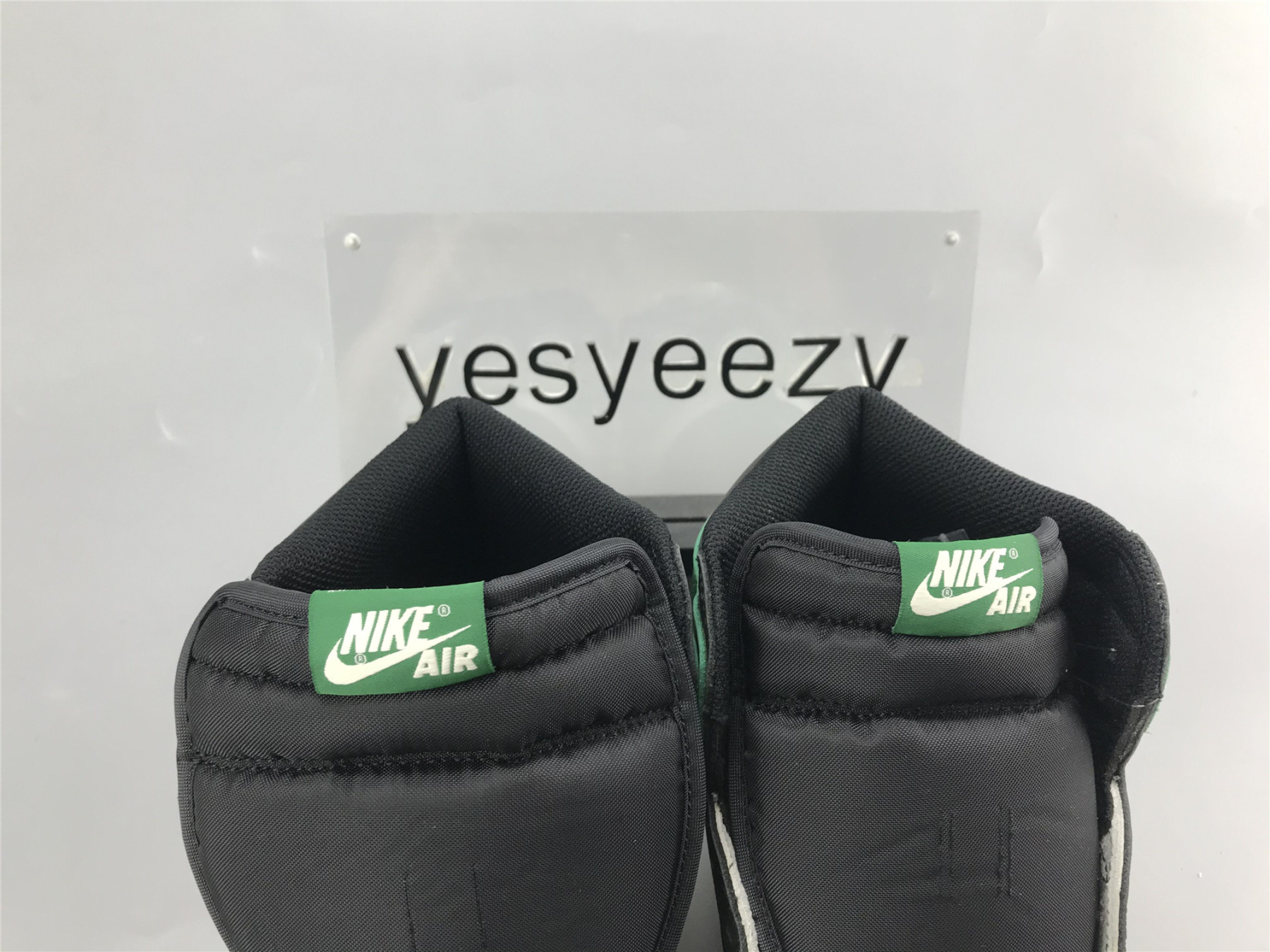 UA AIR JORDAN 1 RETRO HIGH OG "PINE GREEN"