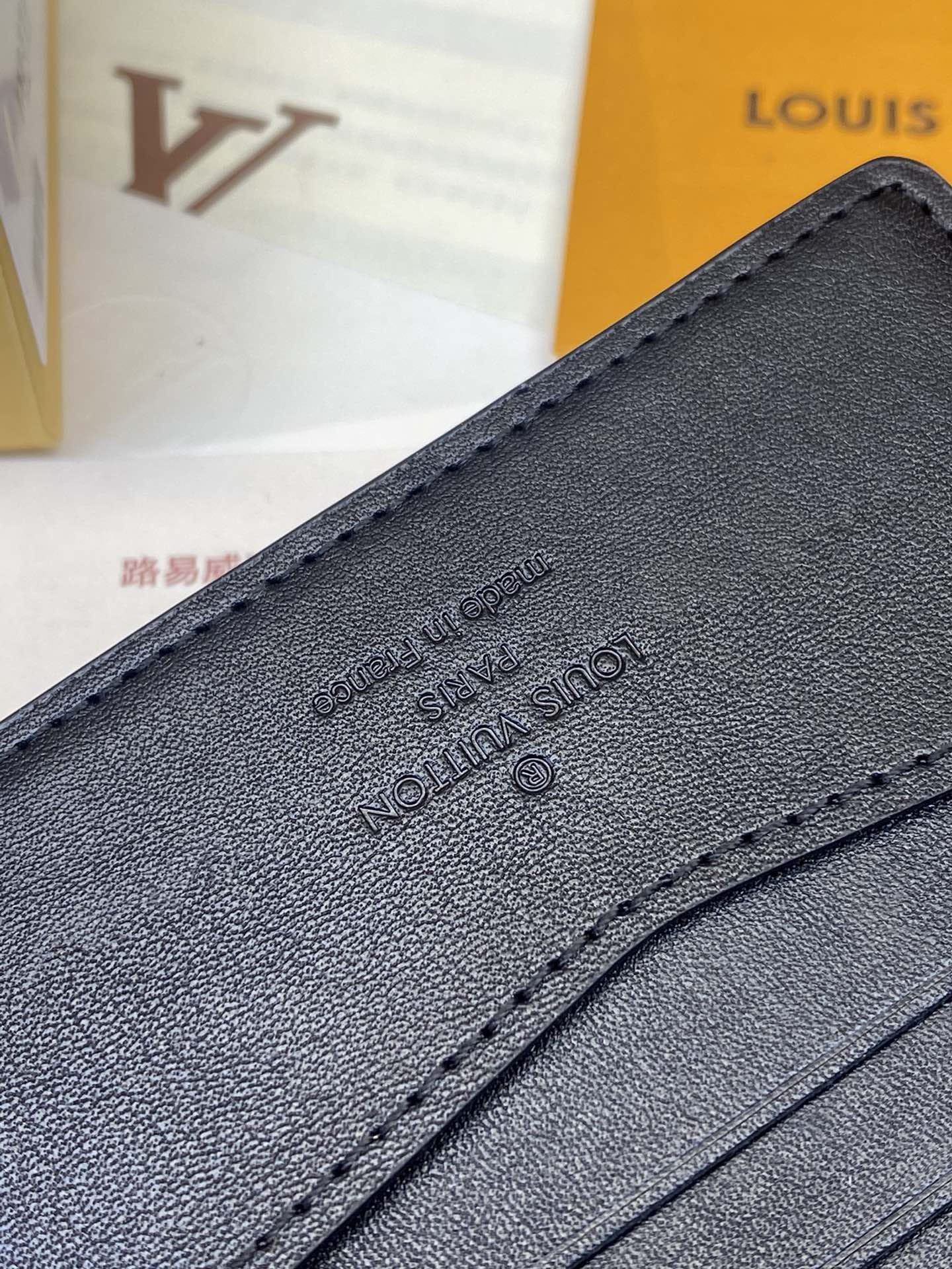 LV Slender Wallet M83128 11x8.5x2cm