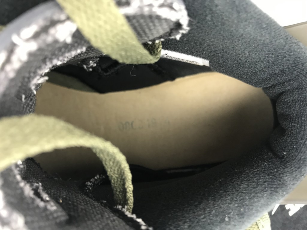 UA TRAVIS SCOTT X AIR JORDAN 6 RETRO 