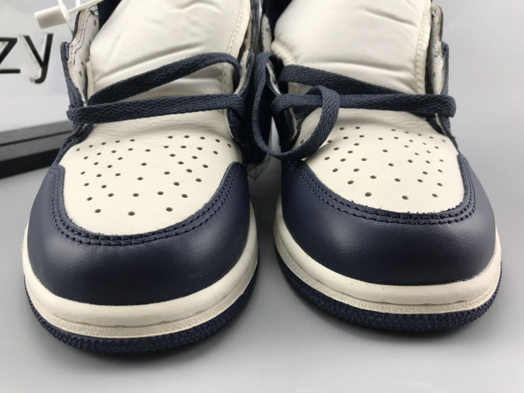 UA AIR JORDAN 1 RETRO HIGH OG 