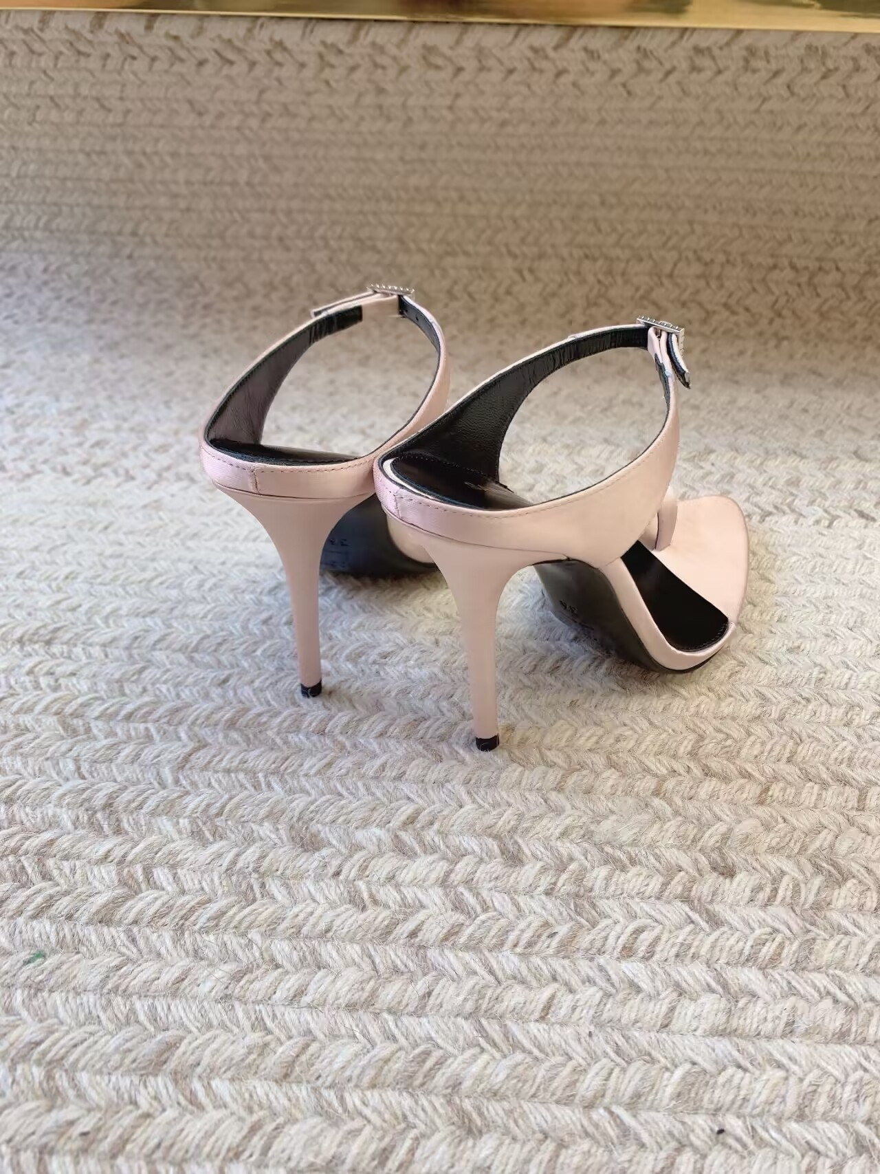 UA Y51 Dive Sandals