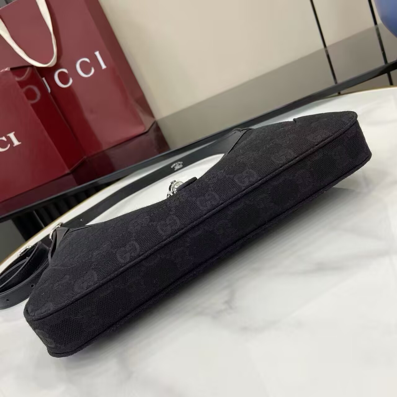 Gvc*1 Jackie Slim Small Shoulder Bag 27x13x6cm