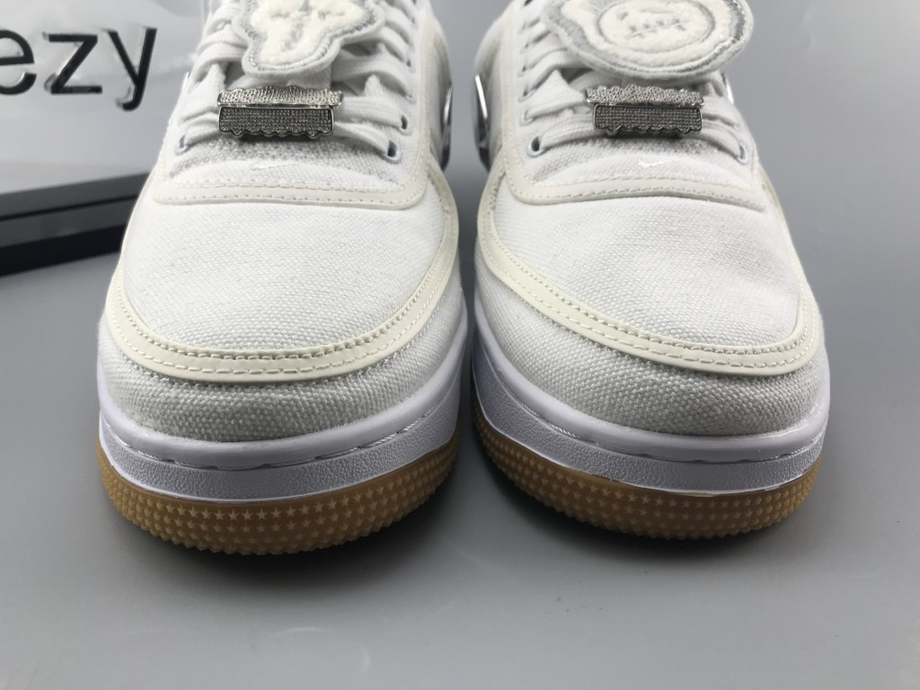 UA NIKE AIR FORCE 1 LOW "TRAVIS SCOTT" 2017