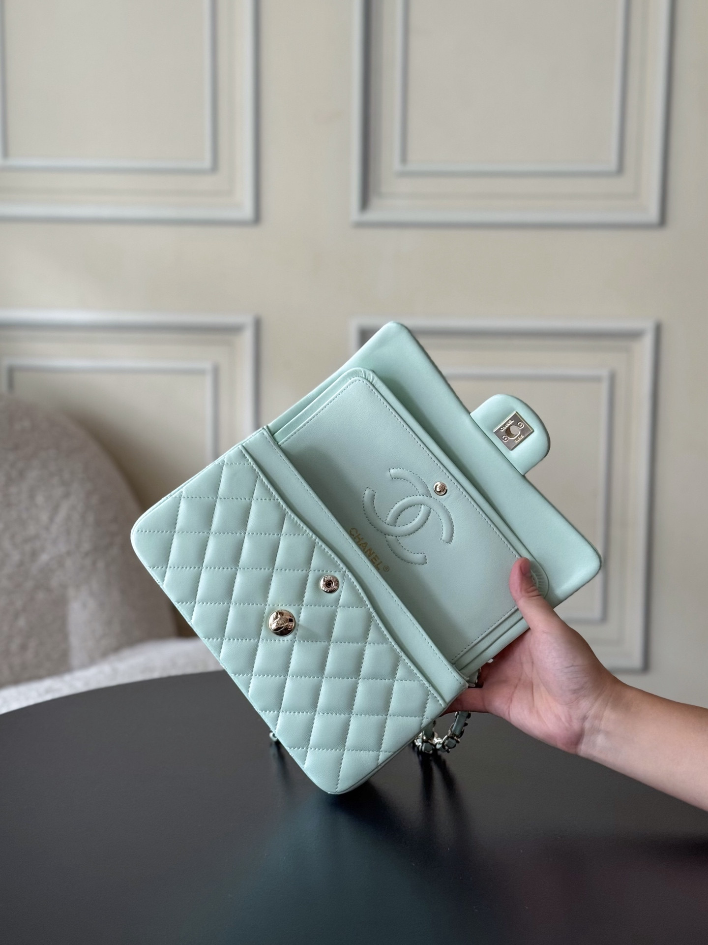 Ch**el Small Classic Bag 23x6.5x14cm