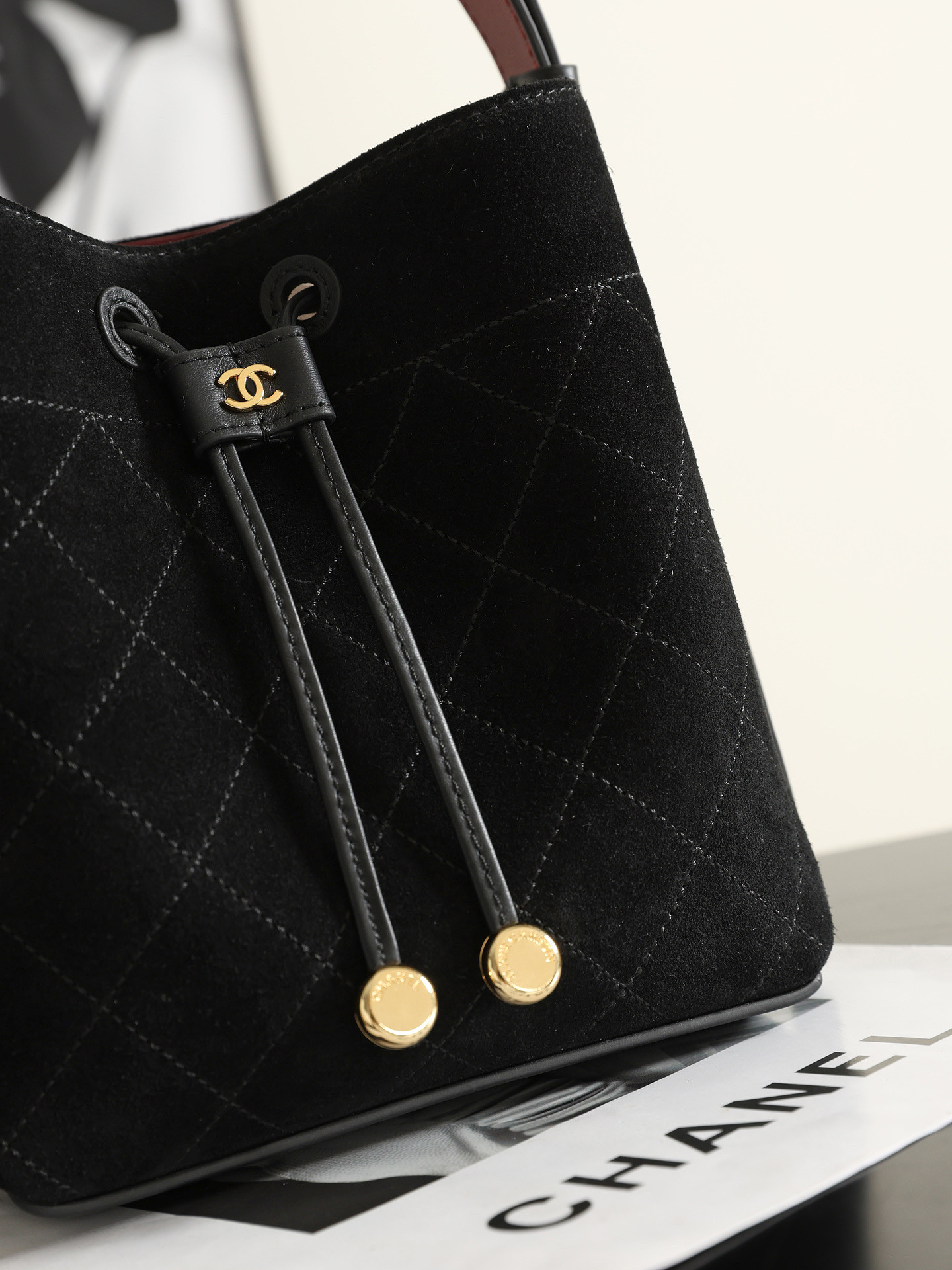 Ch**el Bucket Bag AS6537 18x18x10cm