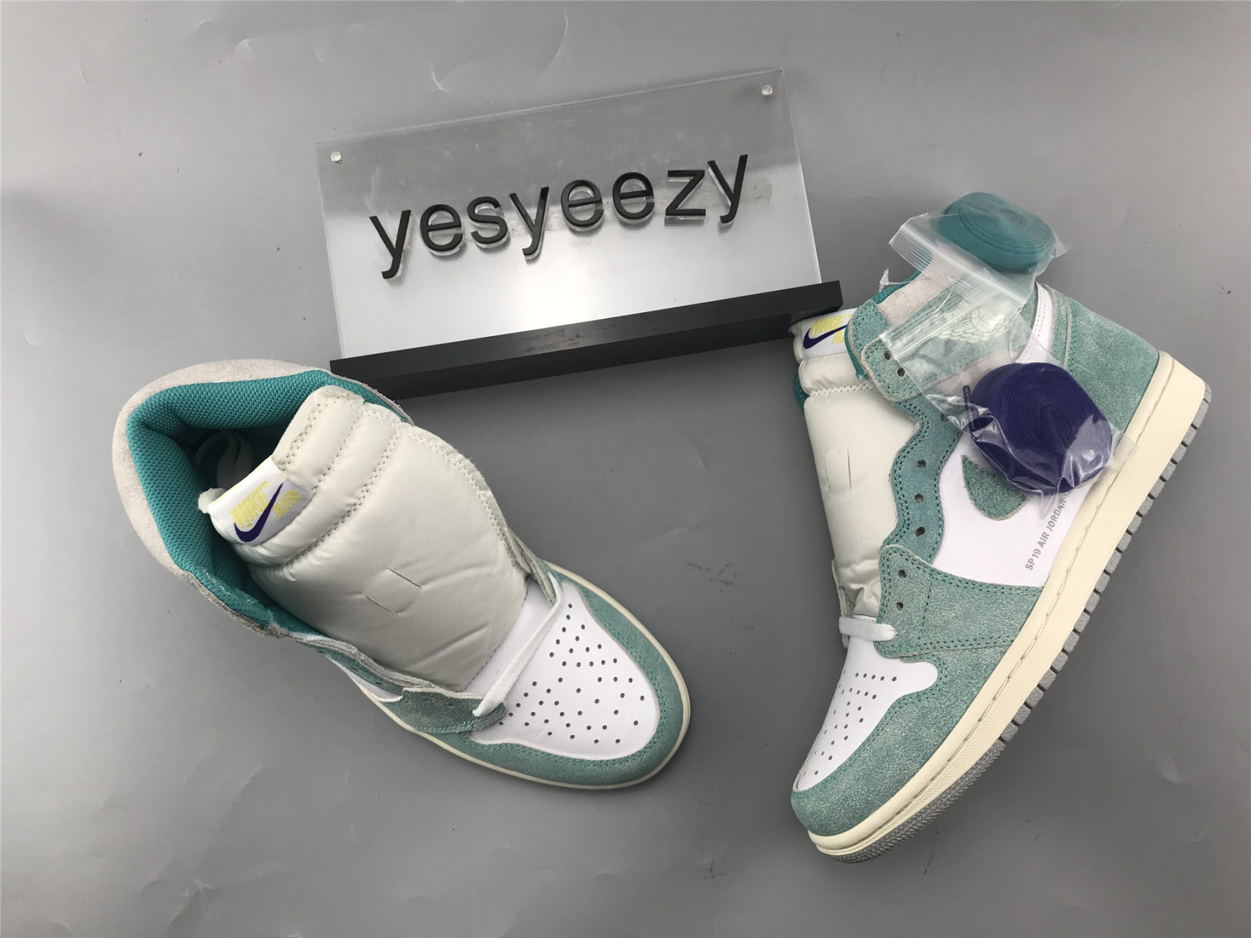 UA AIR JORDAN 1 RETRO HIGH OG "TURBO GREEN"